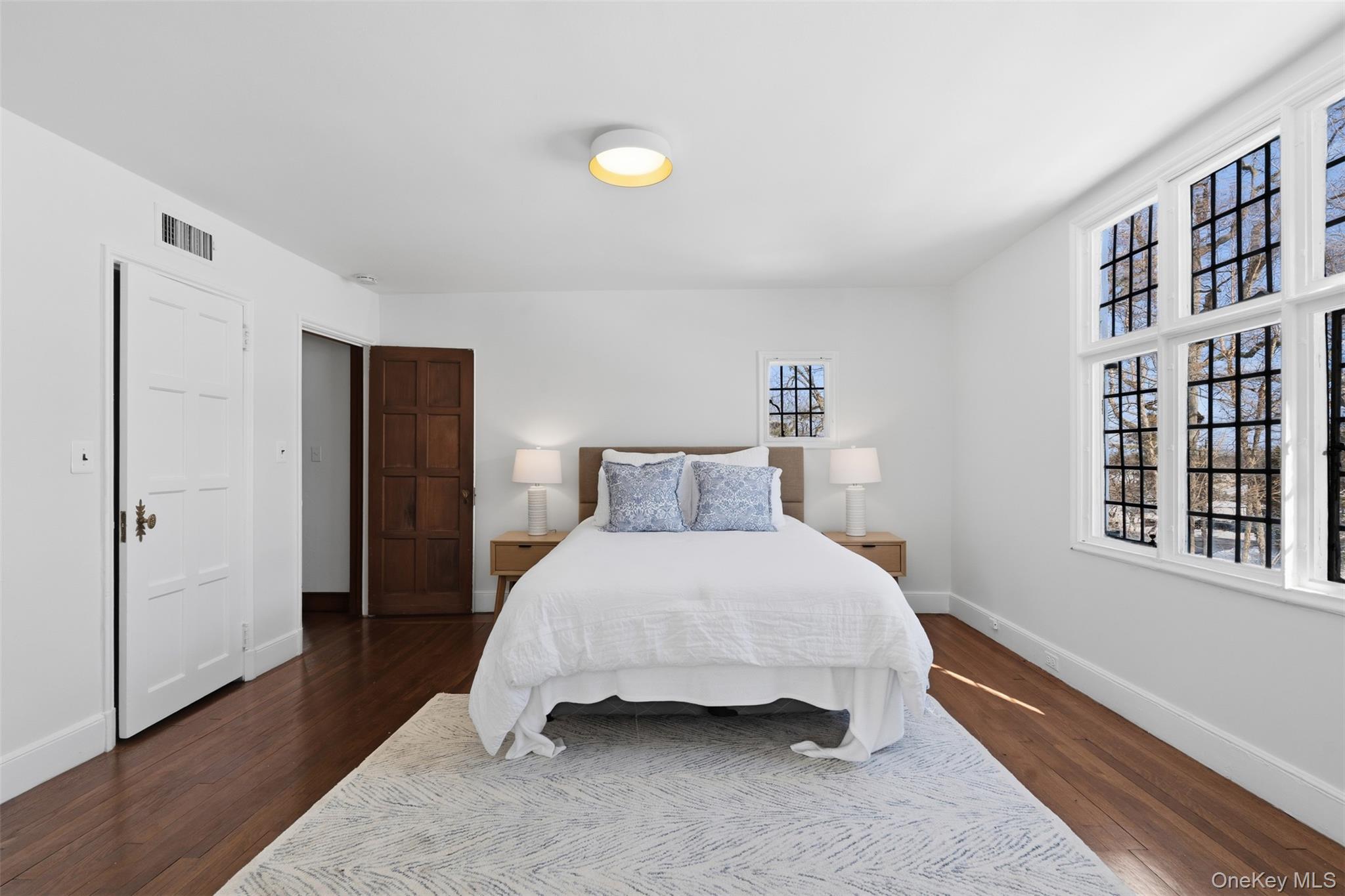 2 Springdale Road, Larchmont, NY 10538