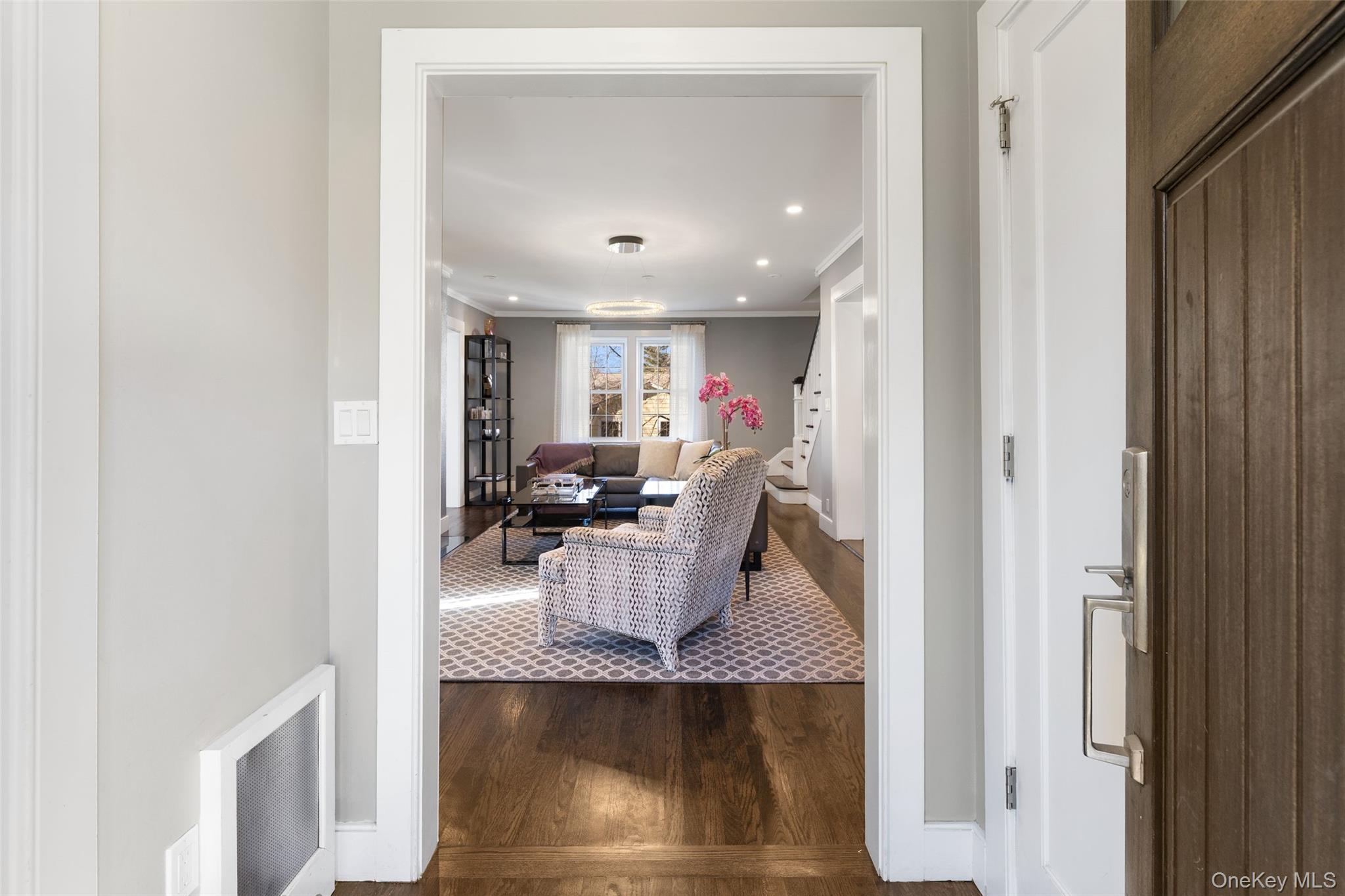 29 Dobbs Terrace, Scarsdale, NY 10583