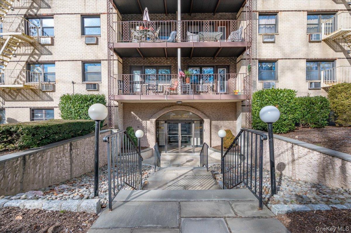 2241 Palmer Avenue # 2P, New Rochelle, NY 10801