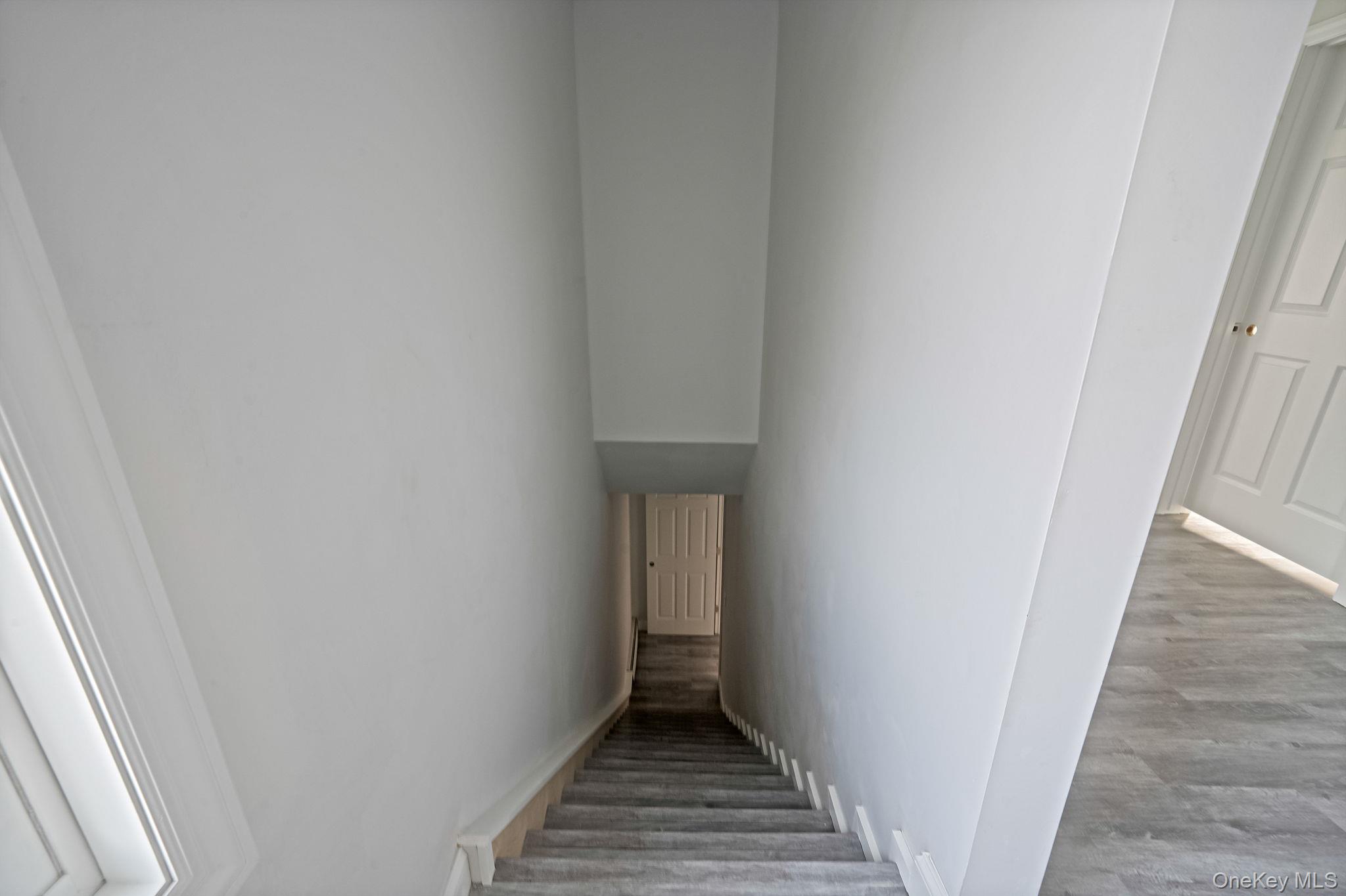 45 Redington Street, Bay Shore, NY 11706