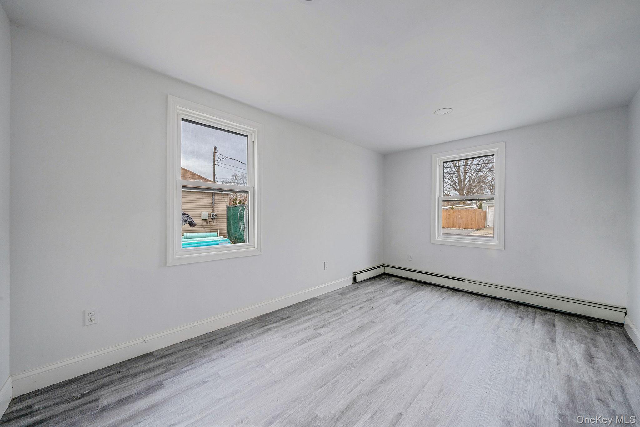 45 Redington Street, Bay Shore, NY 11706