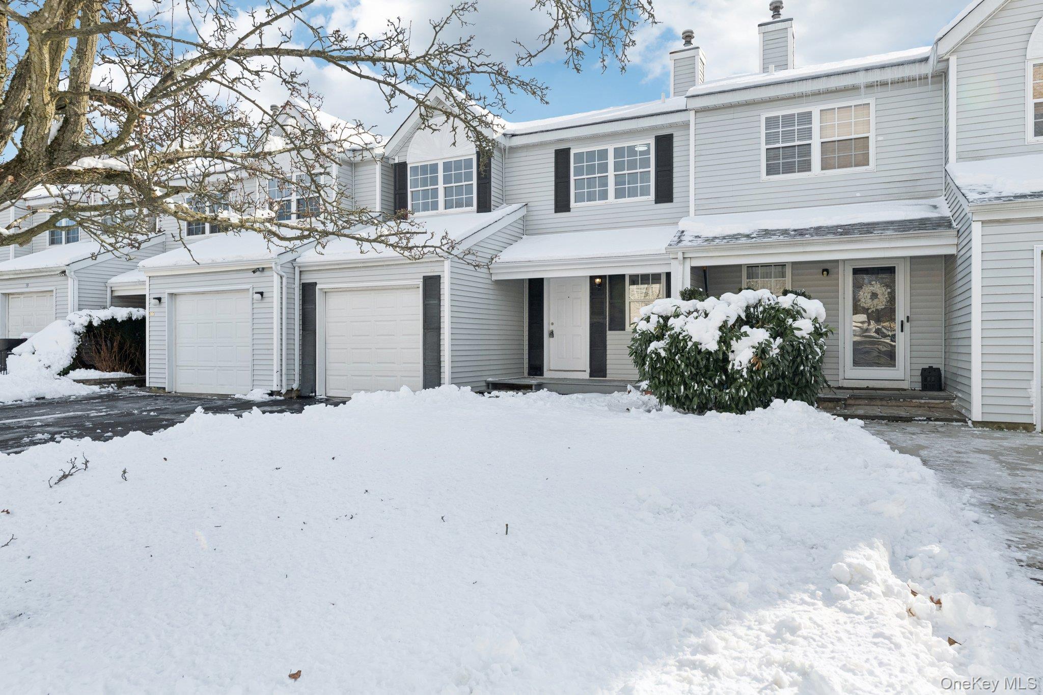 43 Cherry Street, Central Islip, NY 11722