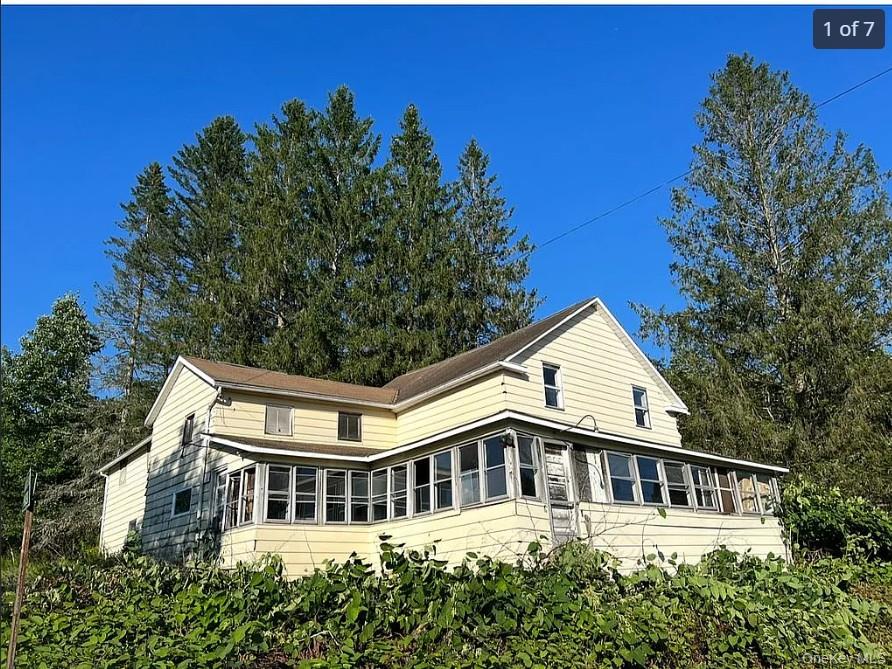 22 MOUNTAIN TOP Lane, Hancock, NY 13783