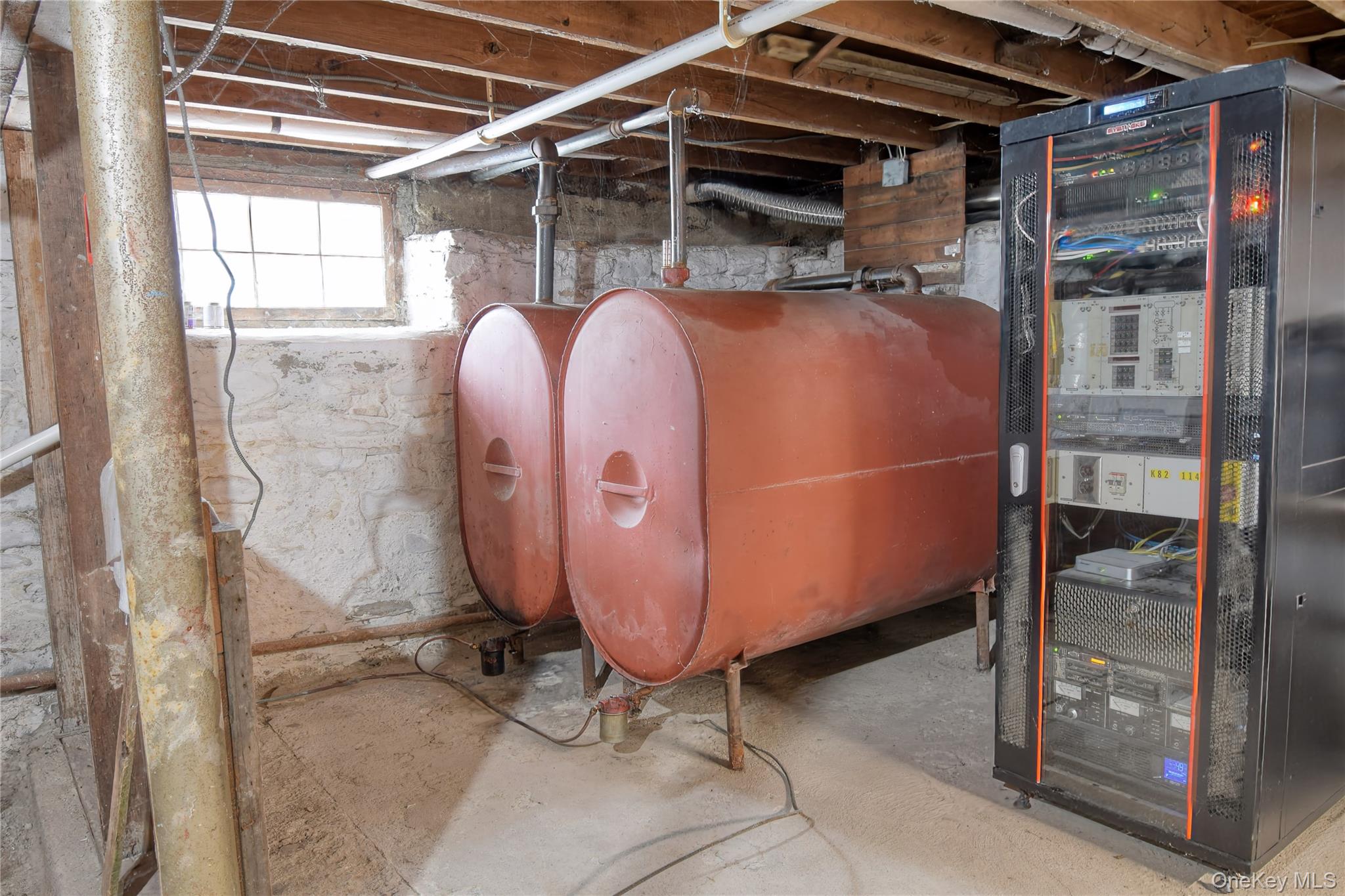 668 State Route 44 55, Highland, NY 12528