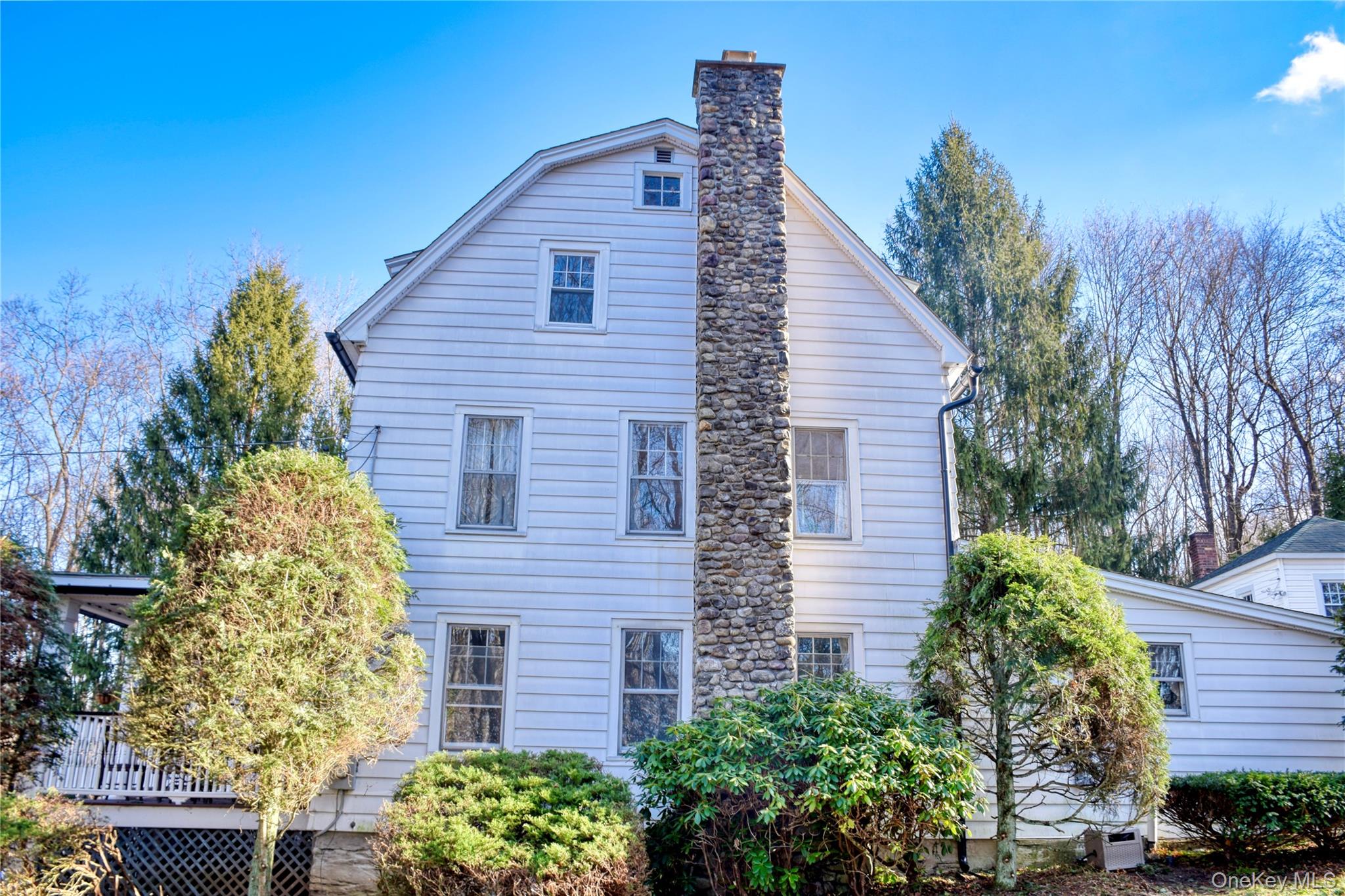 668 State Route 44 55, Highland, NY 12528