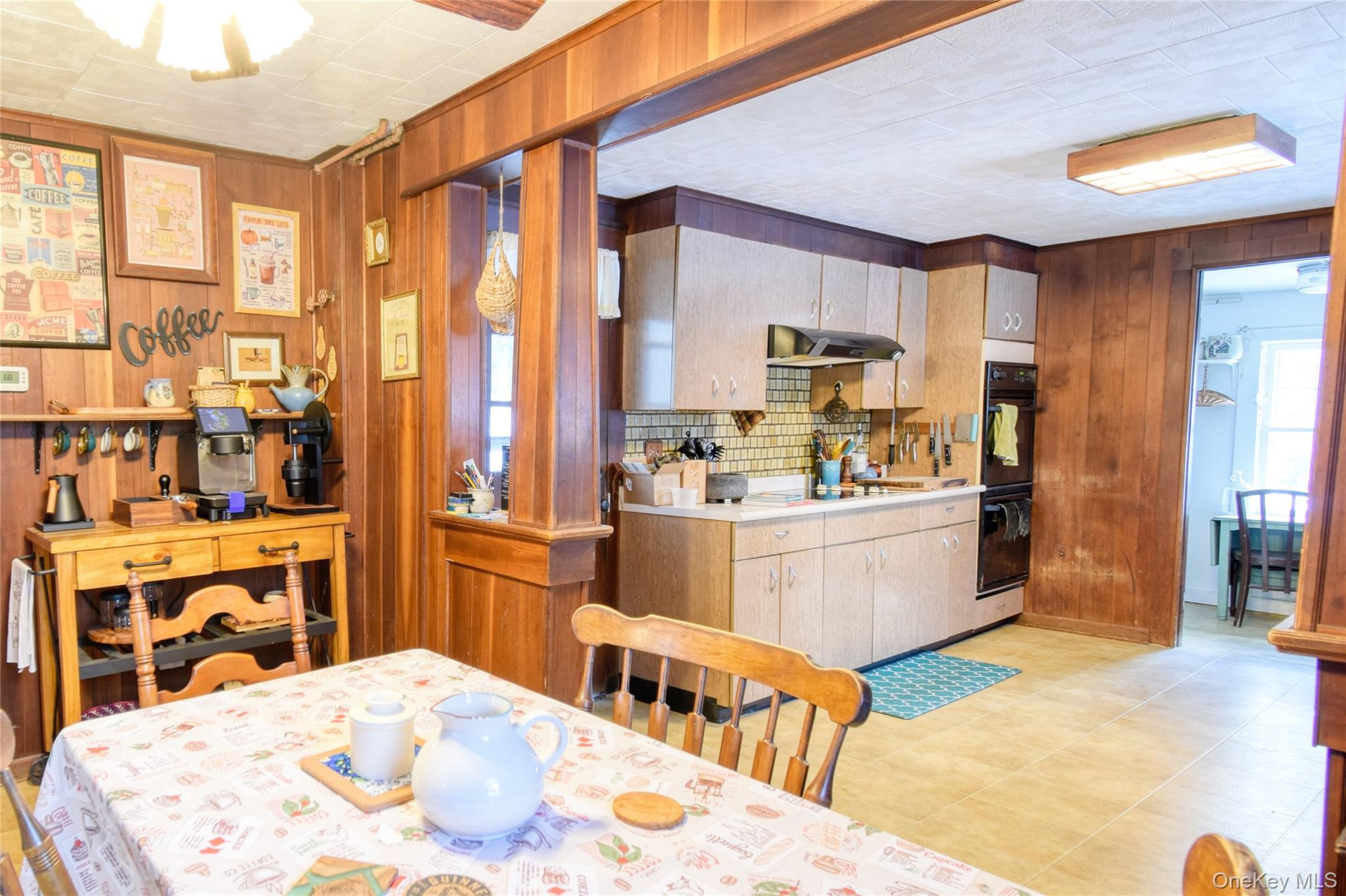 668 State Route 44 55, Highland, NY 12528