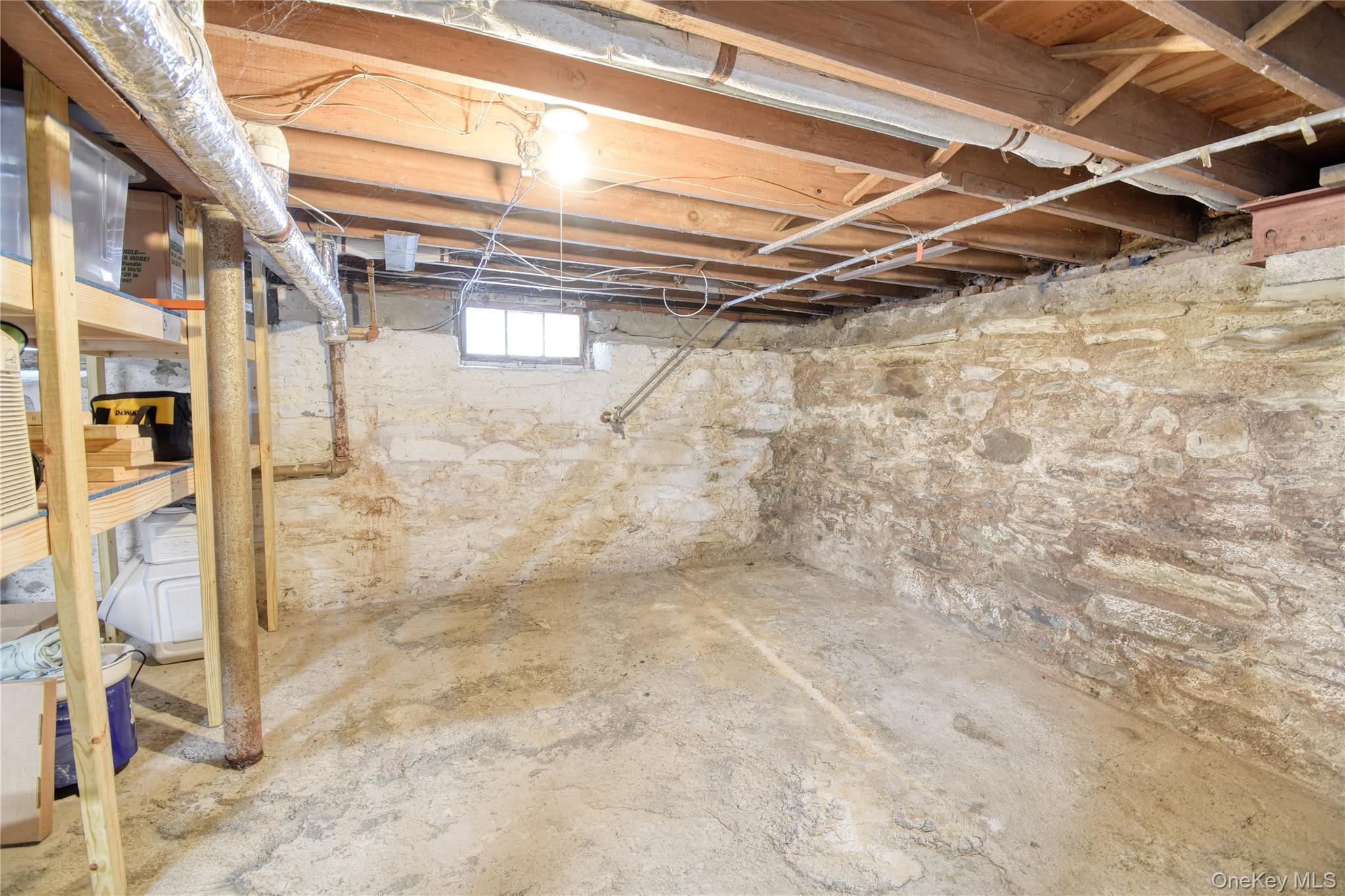 668 State Route 44 55, Highland, NY 12528