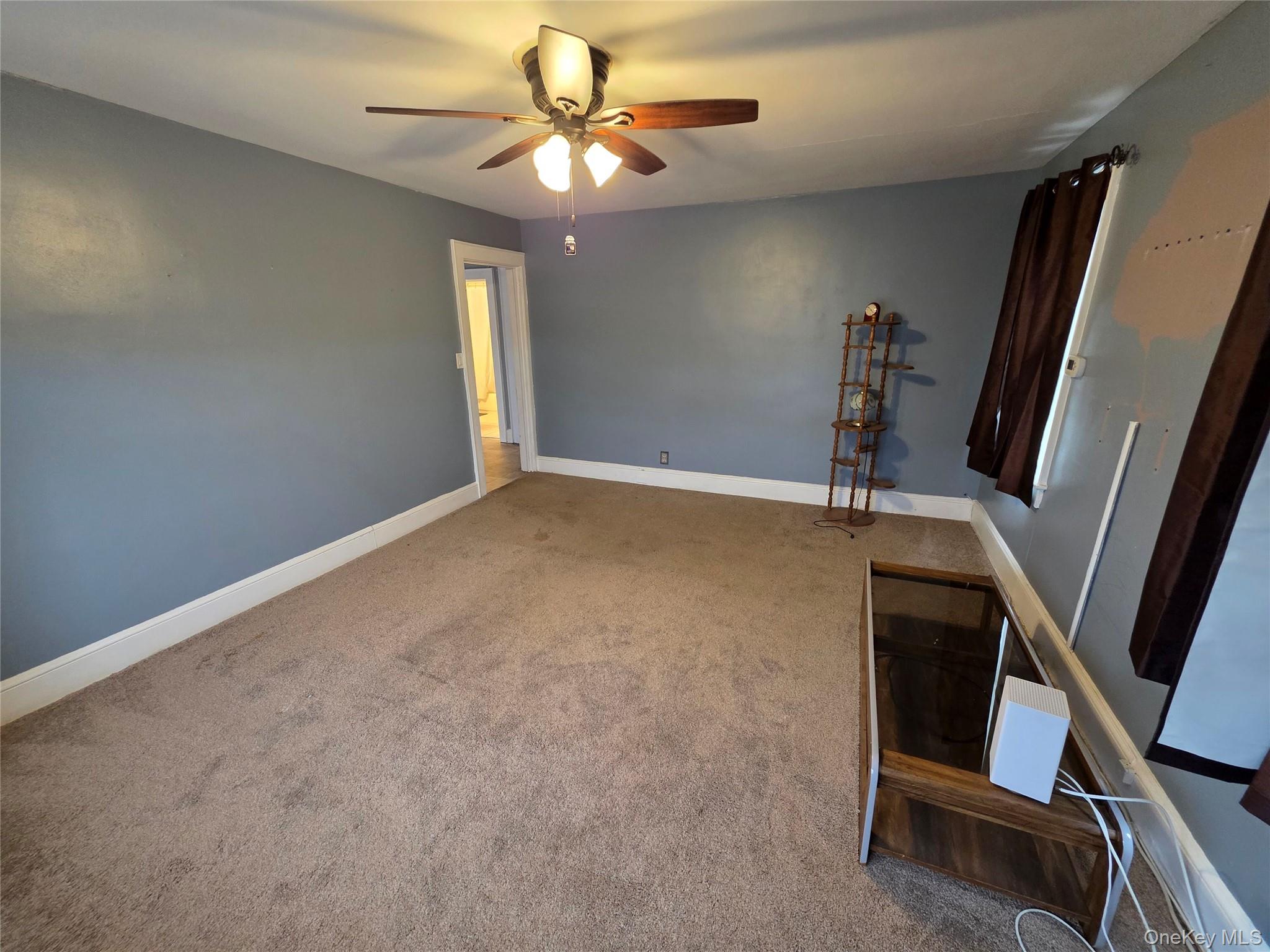 121 4th Street, Hicksville, NY 11801