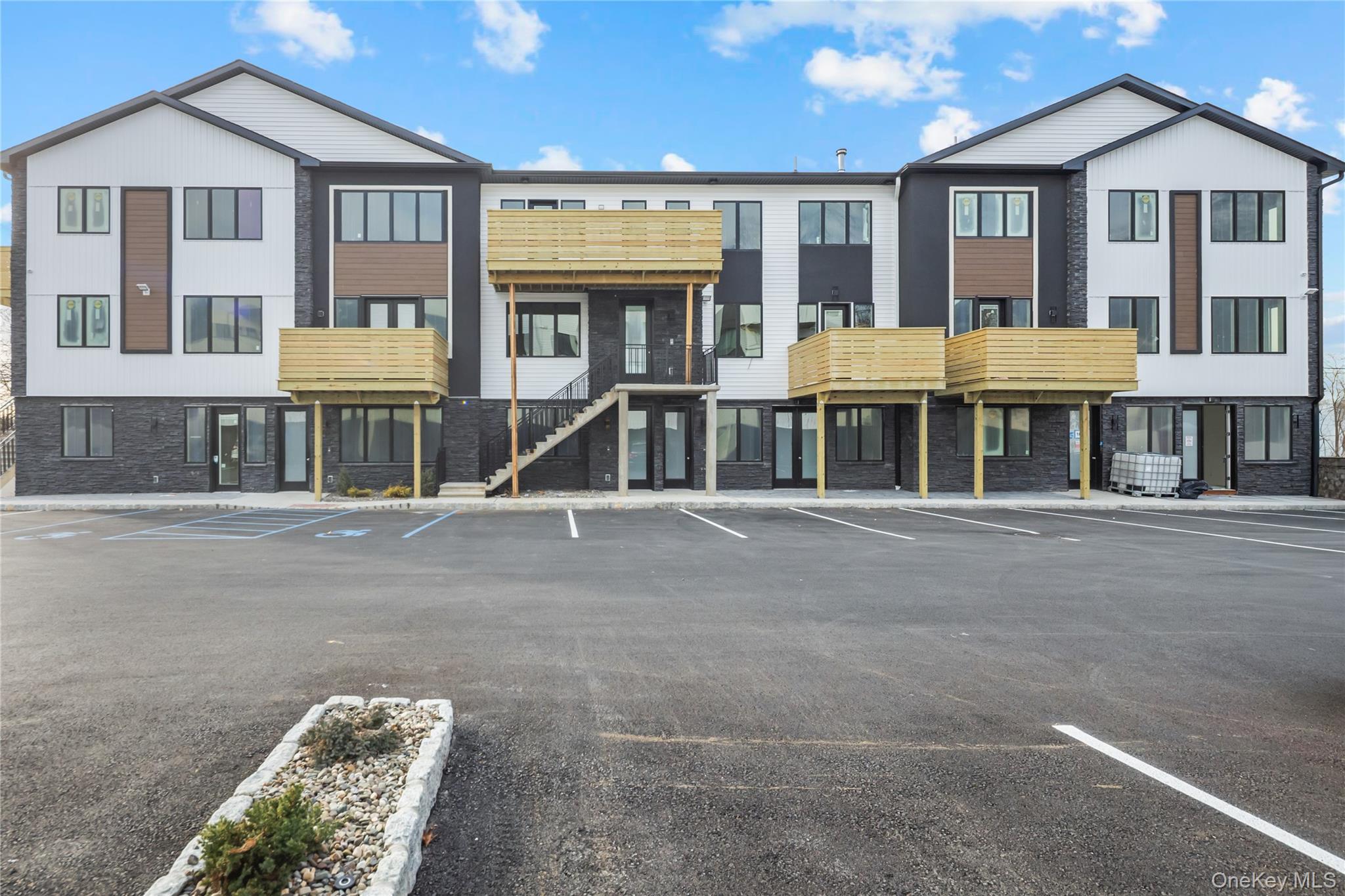 80 Memorial Park # 202, Spring Valley, NY 10977