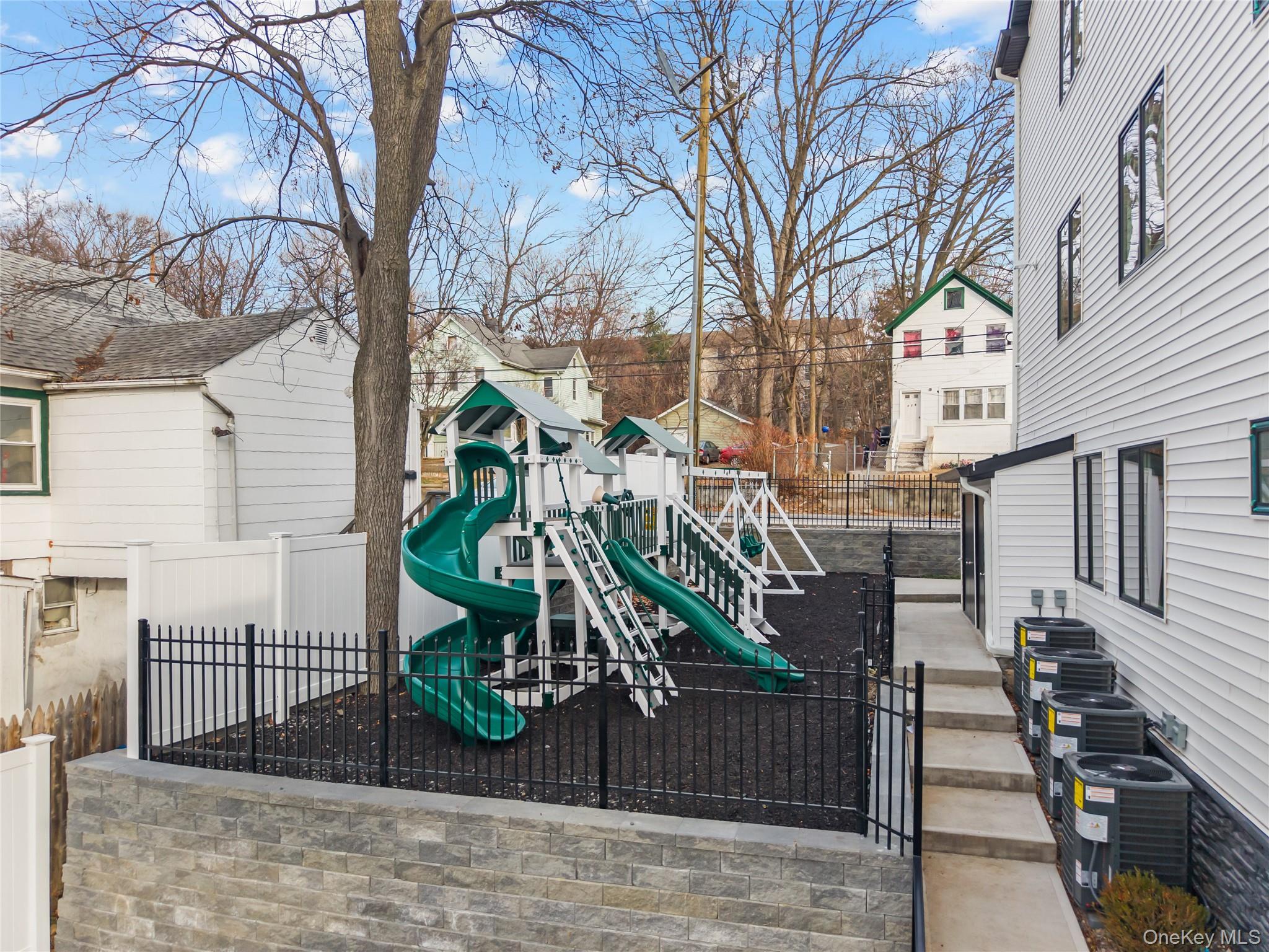 80 Memorial Park # 202, Spring Valley, NY 10977