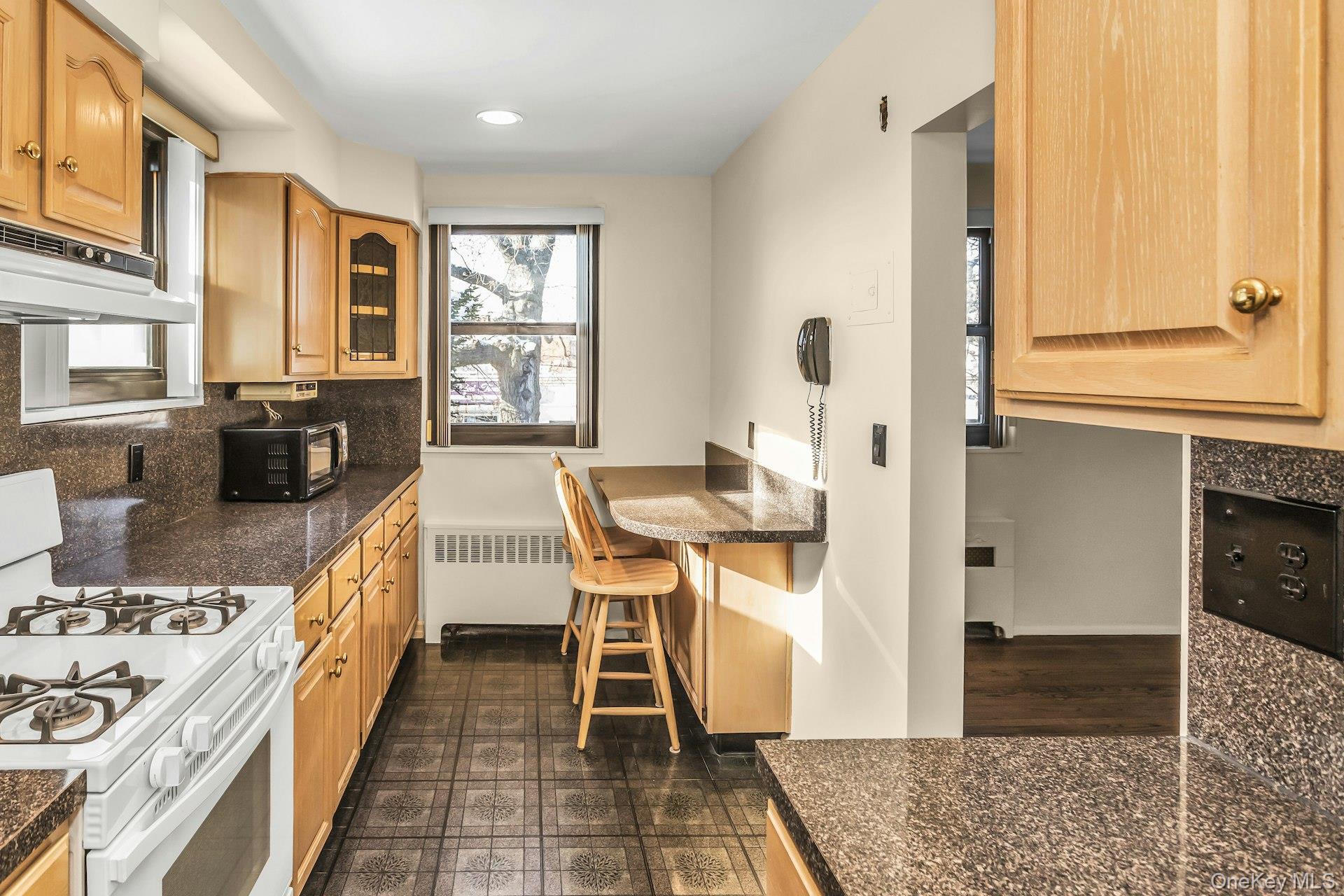 21-47 Utopia Parkway # 2, Whitestone, NY 11357