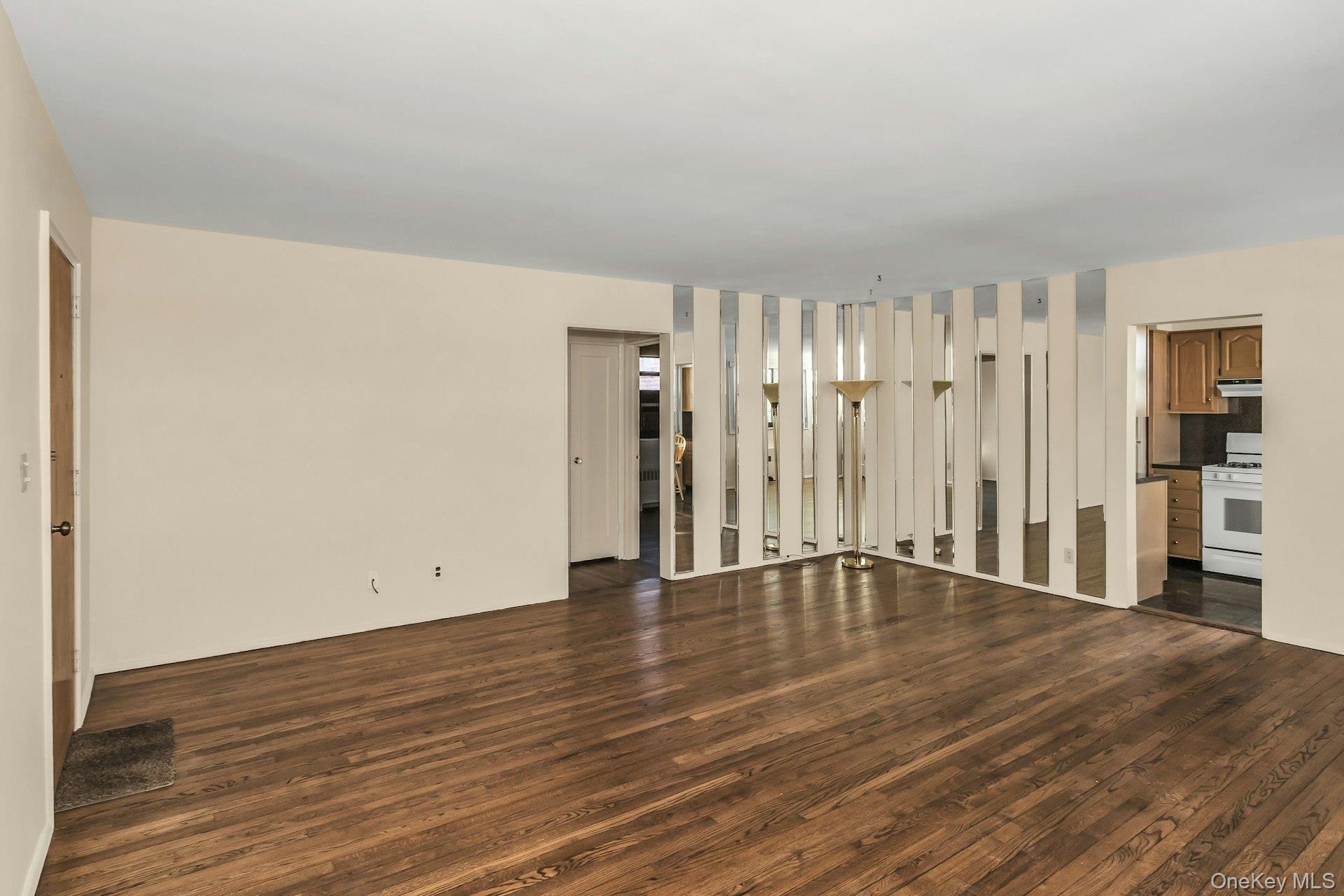 21-47 Utopia Parkway # 2, Whitestone, NY 11357