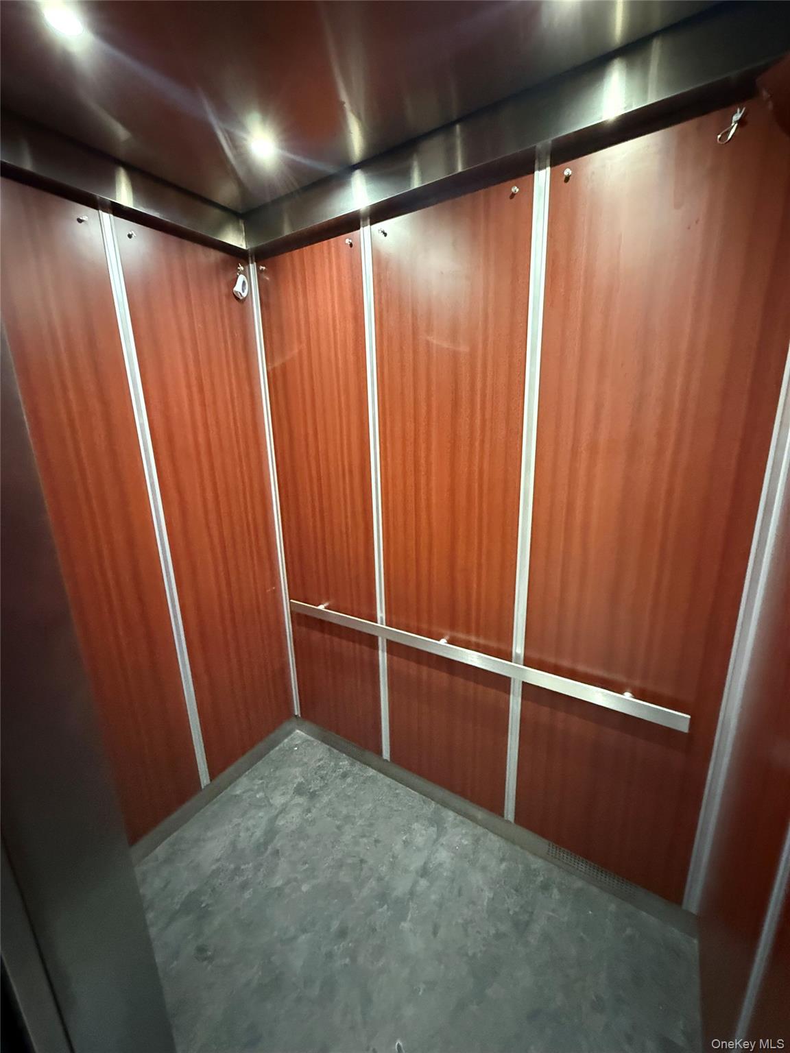 86-16 60th Avenue # 4D, Flushing, NY 11373