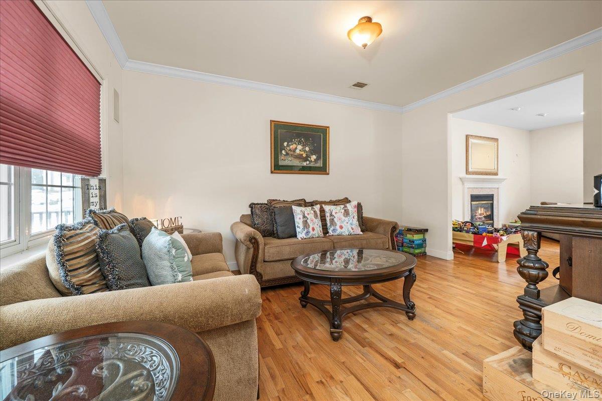 18 Coach House Court, Newburgh, NY 12553