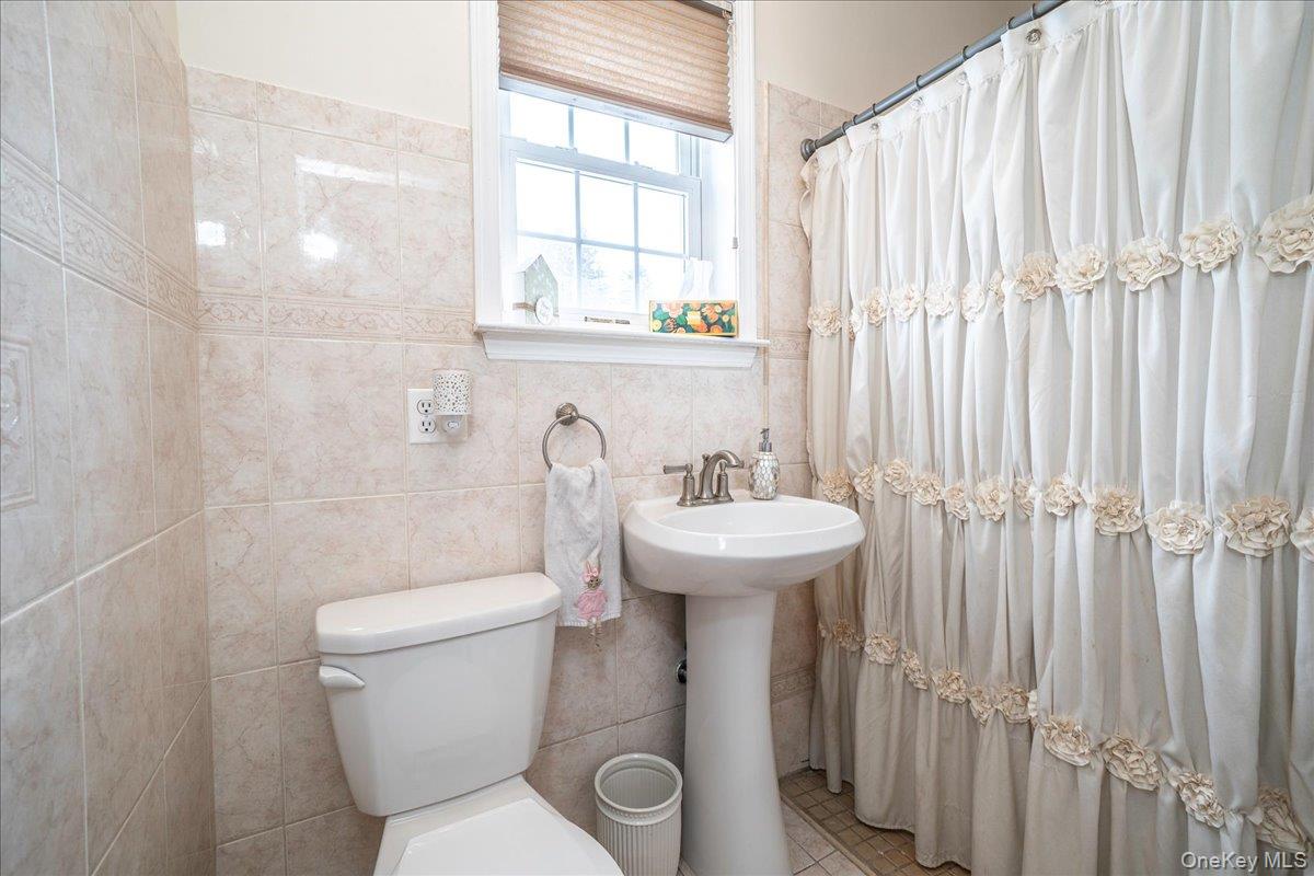 18 Coach House Court, Newburgh, NY 12553