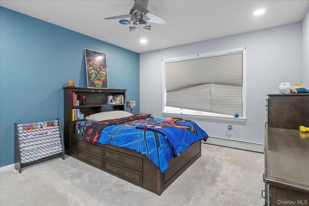 18 Coach House Court, Newburgh, NY 12553