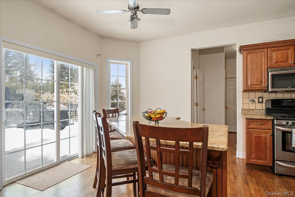 18 Coach House Court, Newburgh, NY 12553