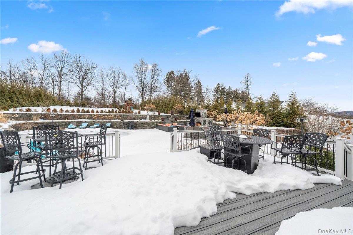 18 Coach House Court, Newburgh, NY 12553