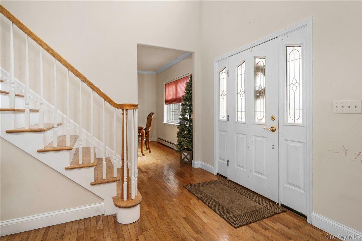 18 Coach House Court, Newburgh, NY 12553