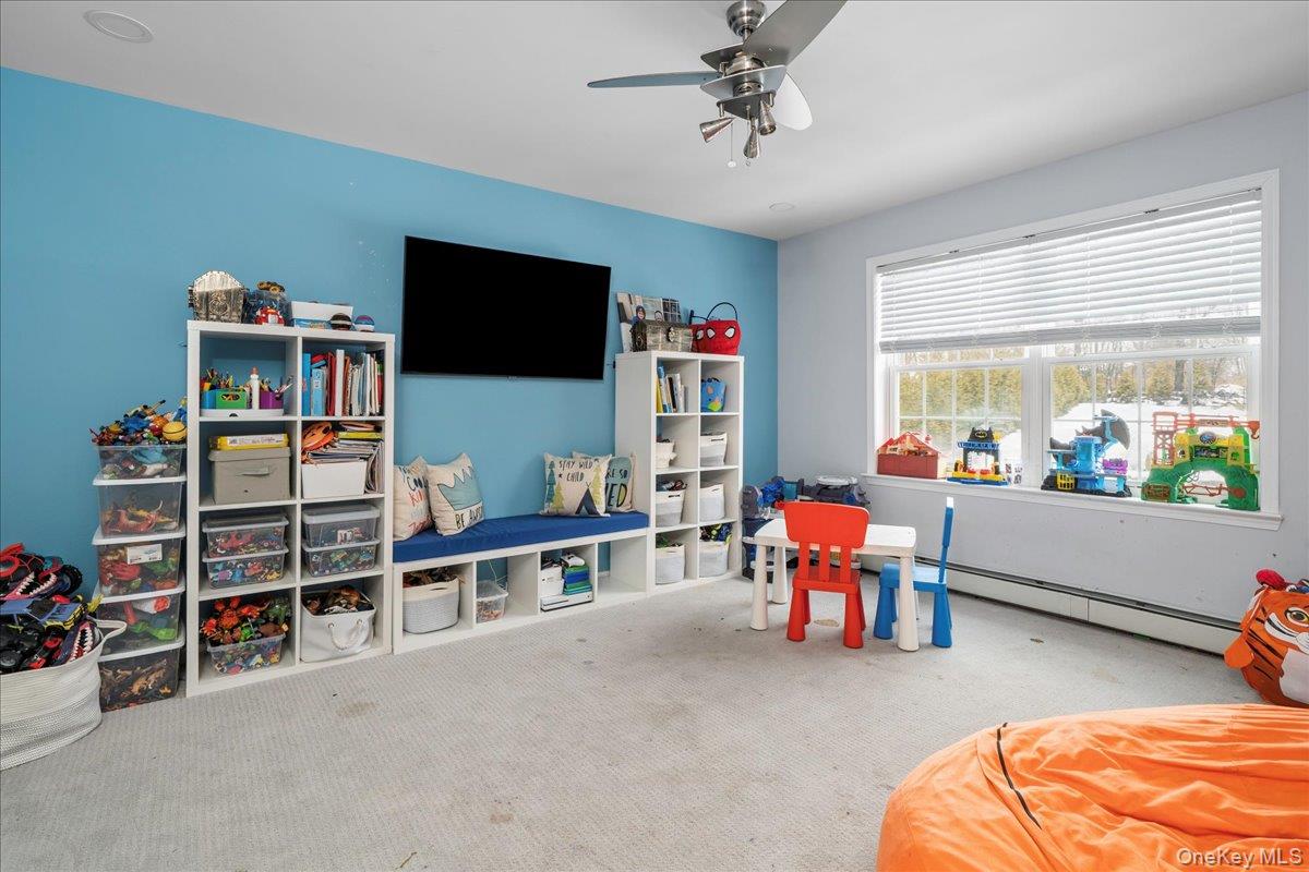 18 Coach House Court, Newburgh, NY 12553