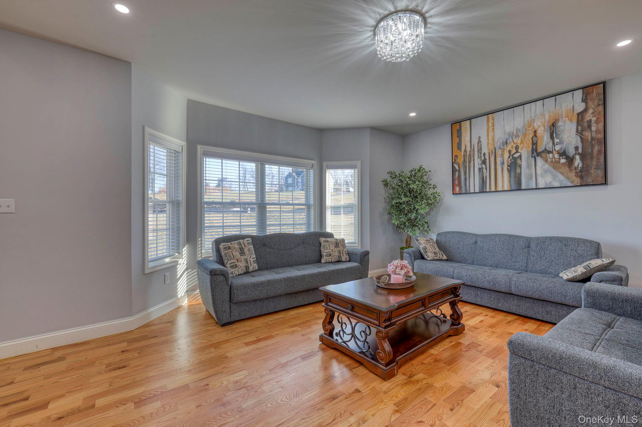 34 Meadow View Drive, Marlboro, NY 12542