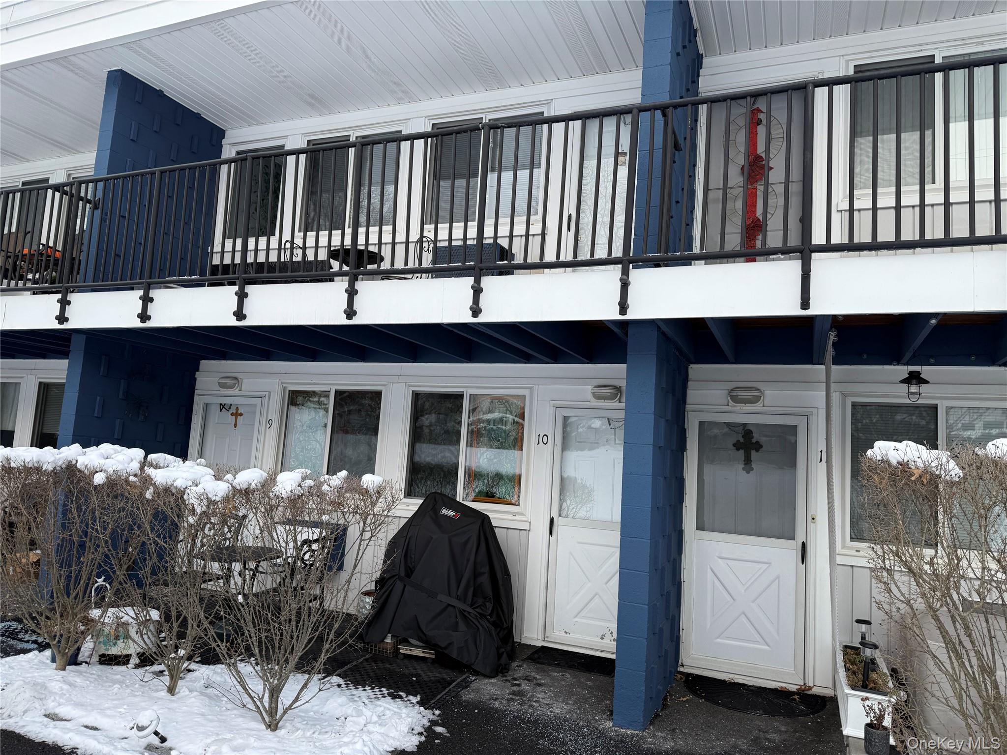 3 Wyndover Woods Lane # 10, White Plains, NY 10603