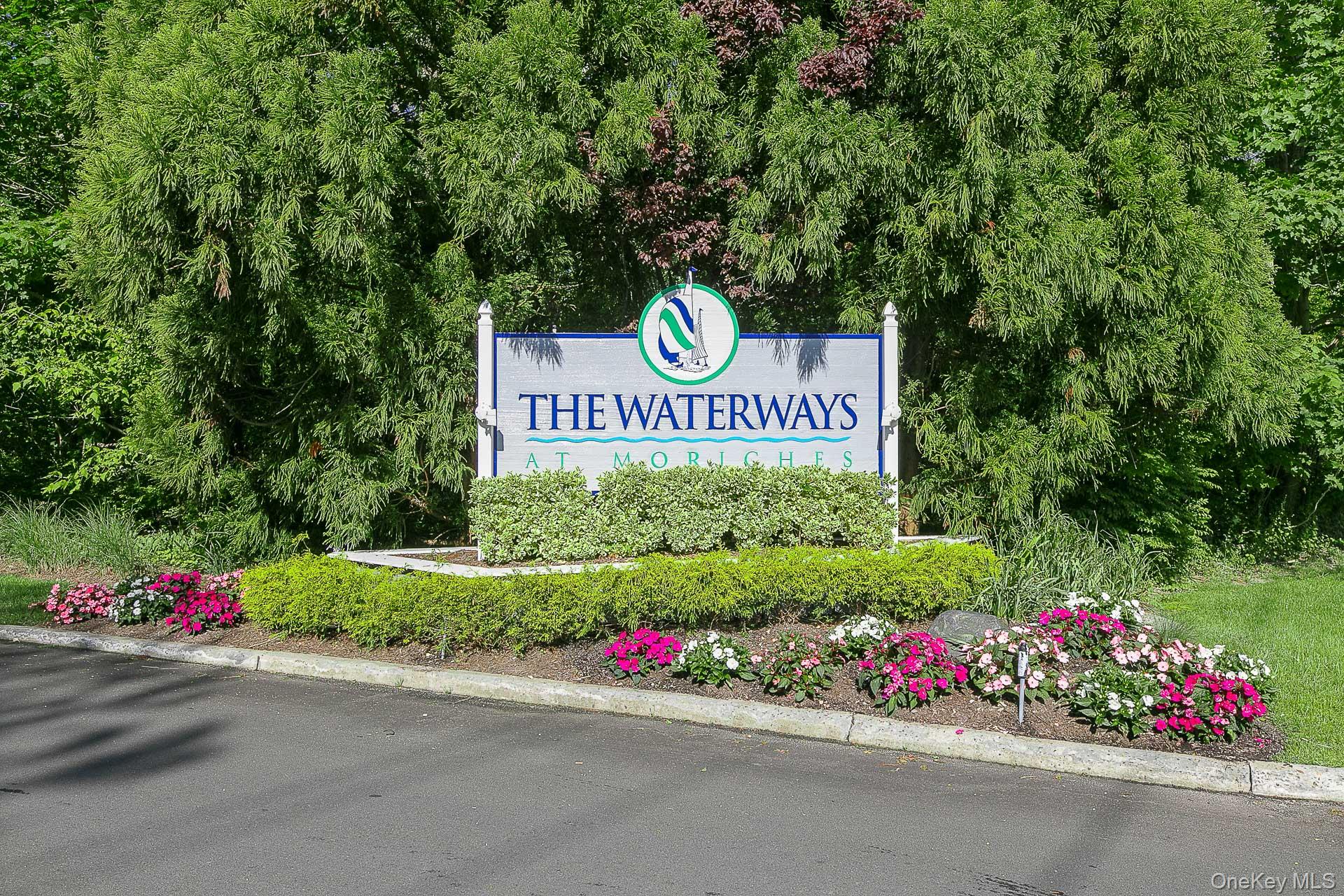 477 Woodscreek Court, Moriches, NY 11955