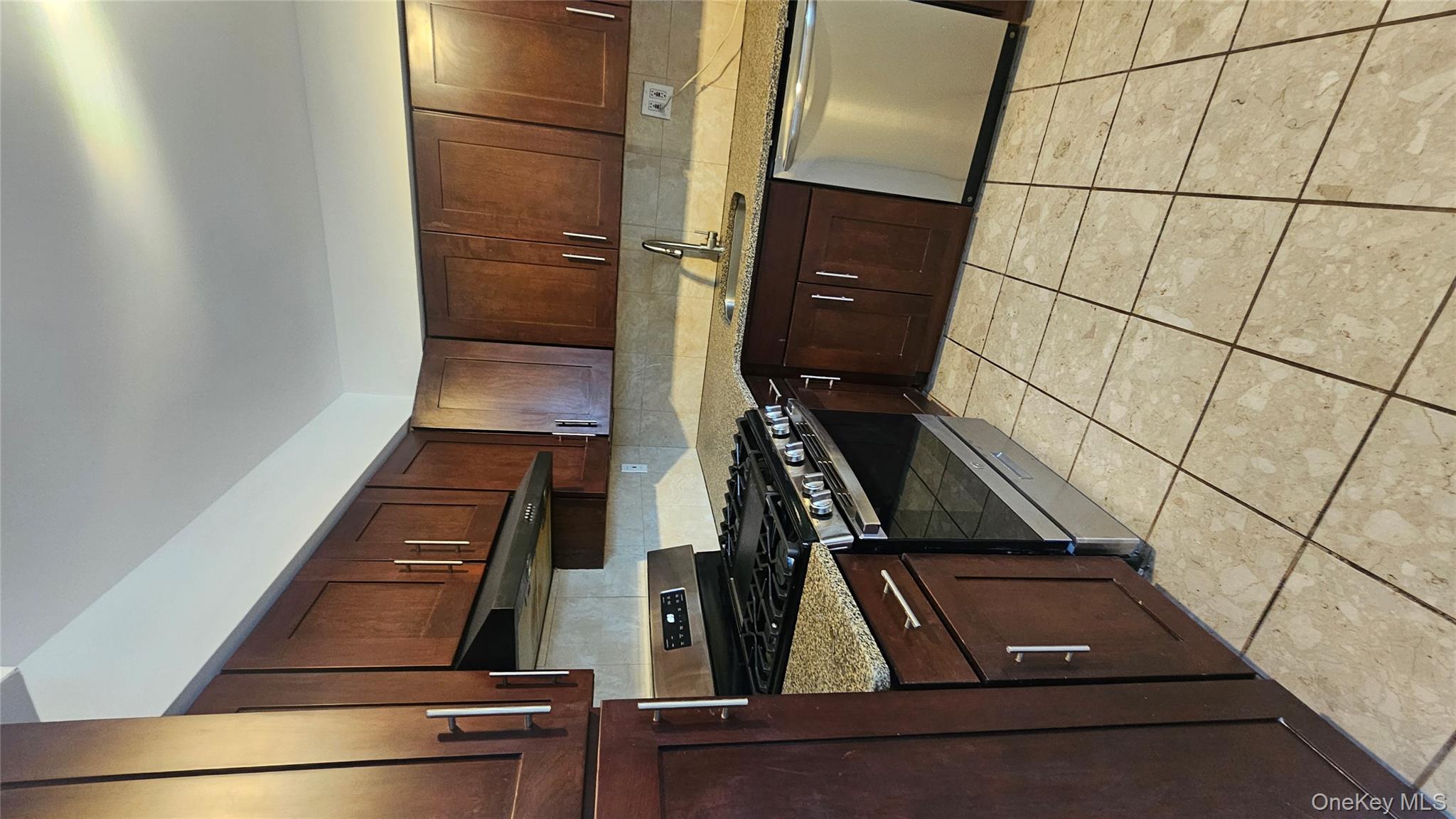 66 Bon Aire Circle # P-7, Suffern, NY 10901