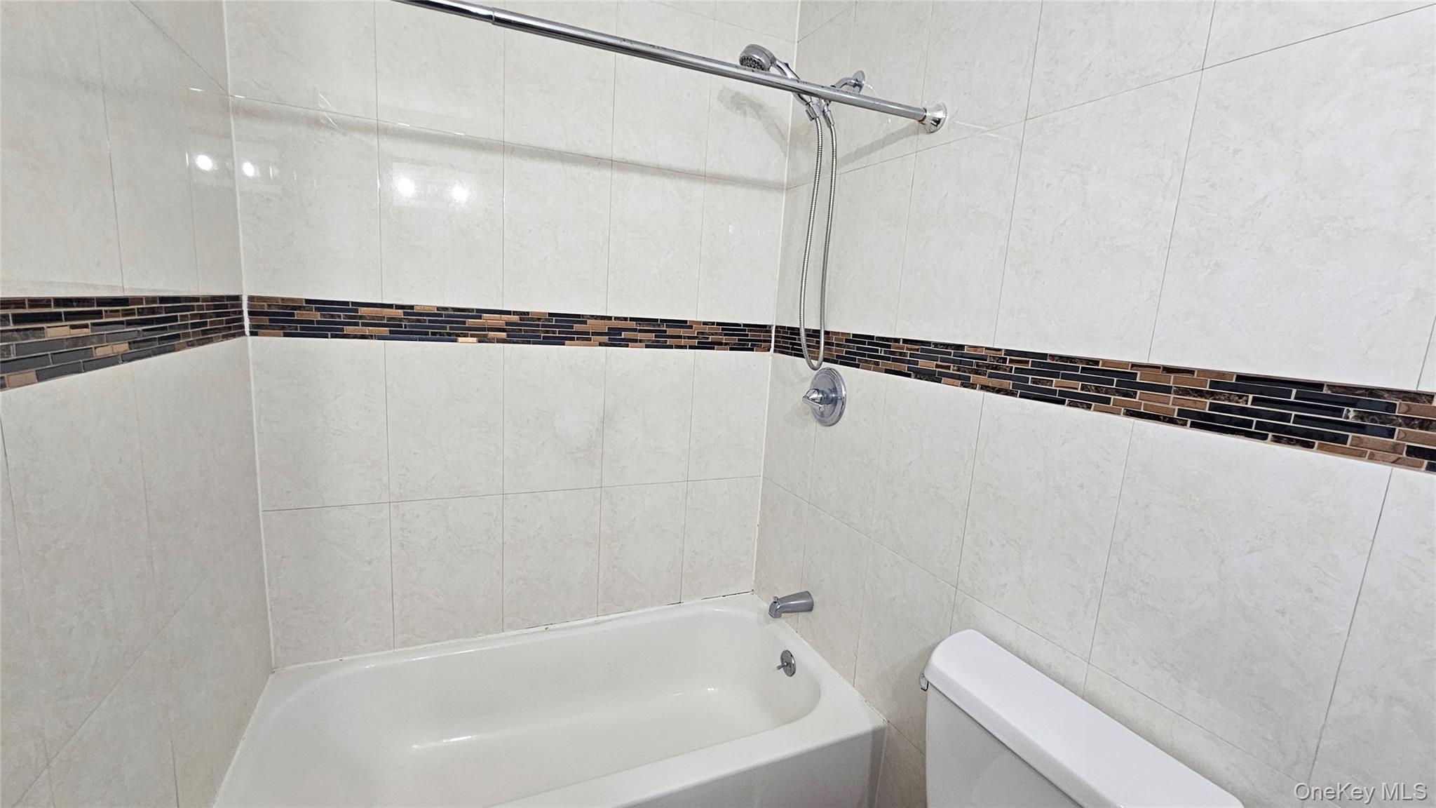 66 Bon Aire Circle # P-7, Suffern, NY 10901