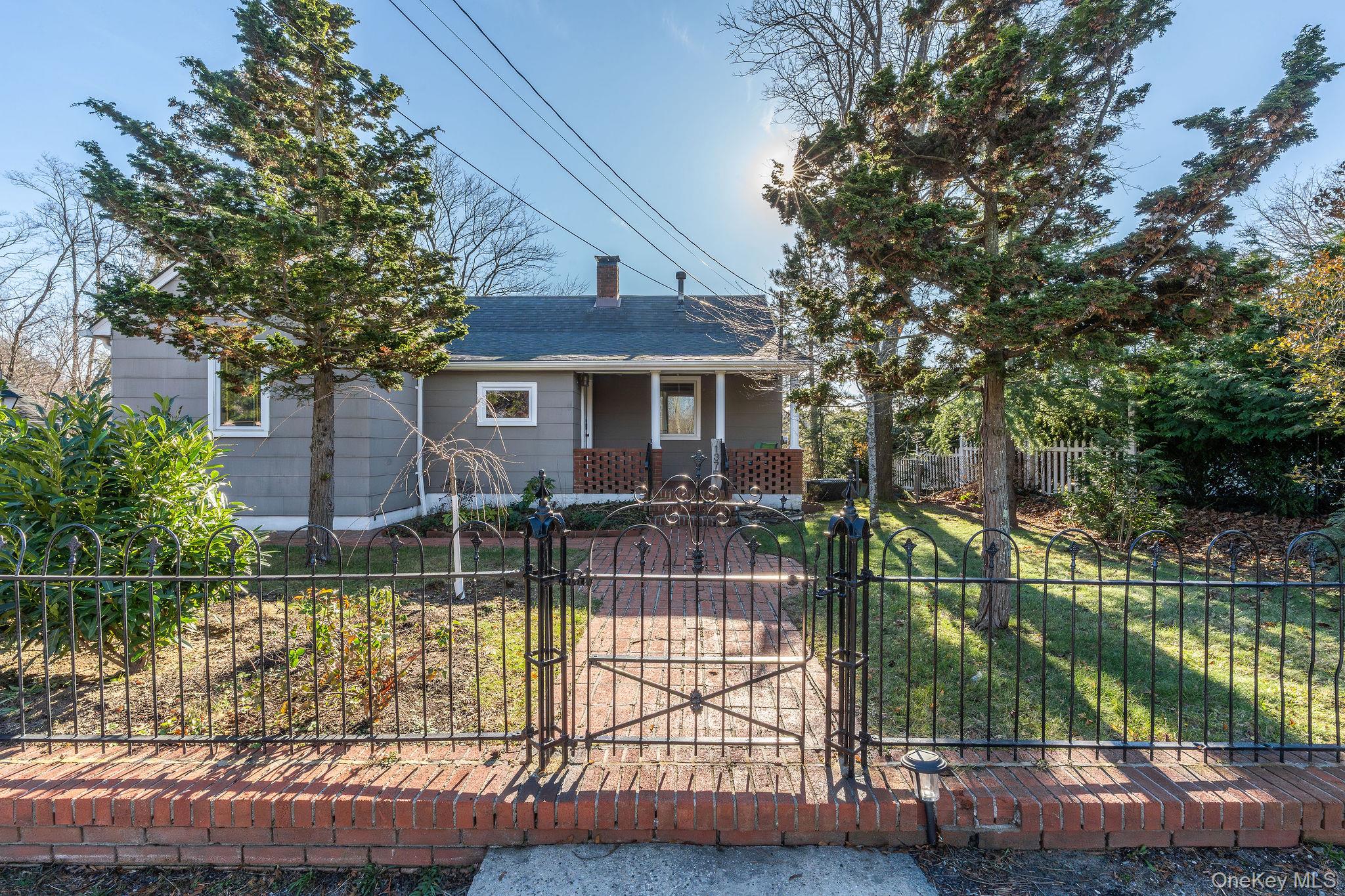 1375 W Main Street, Riverhead, NY 11901