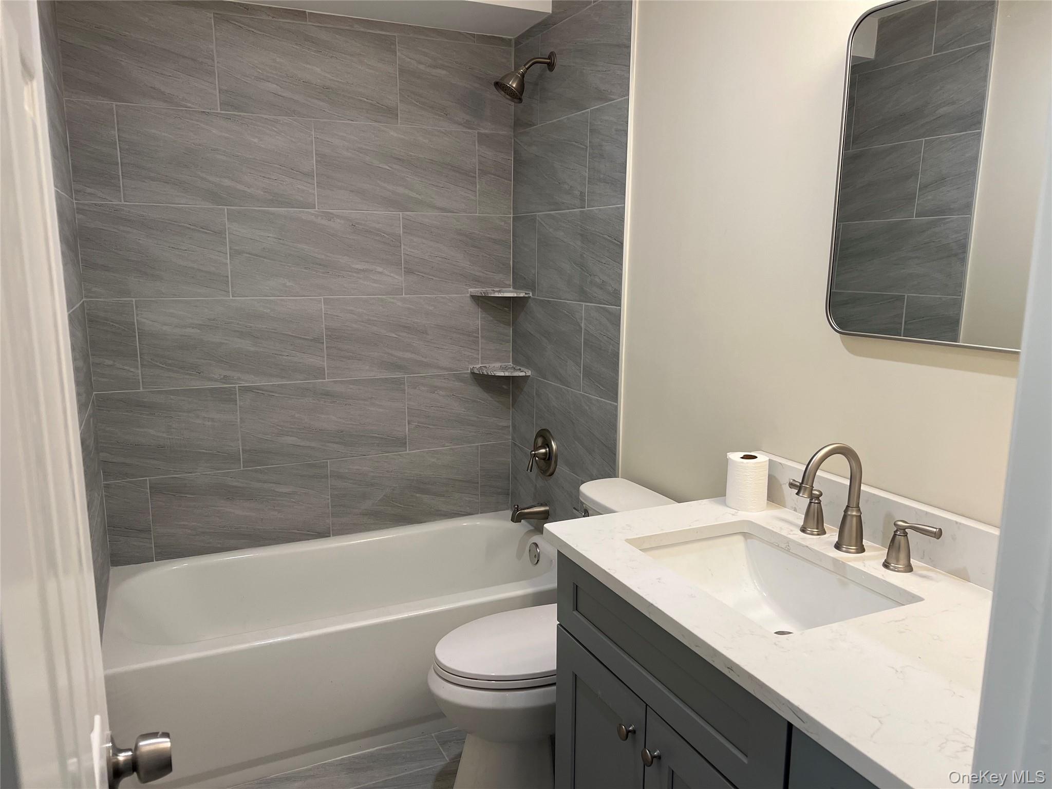 43 Springwood Drive, North Babylon, NY 11703