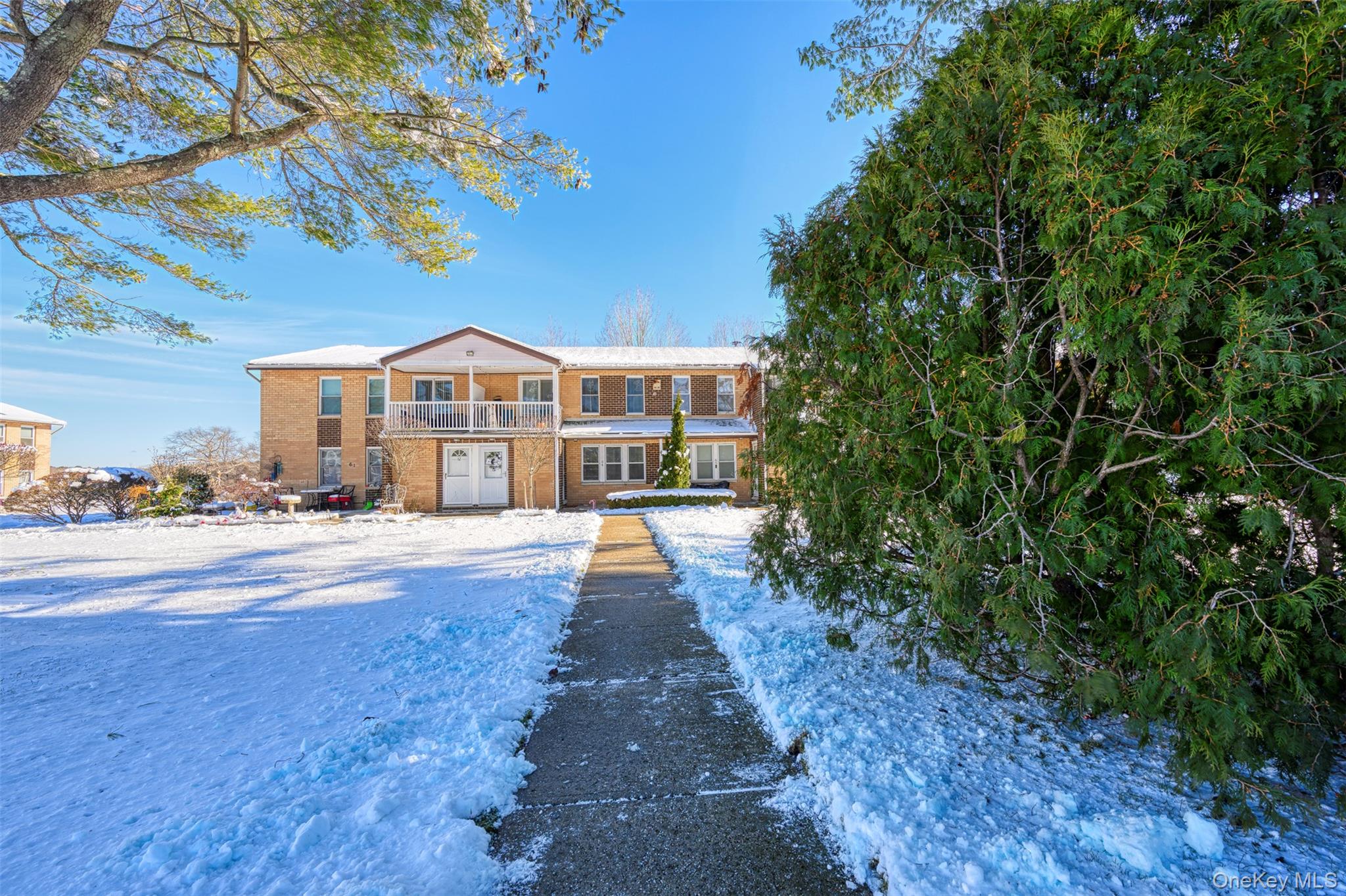 64 Artist Lake Drive, Middle Island, NY 11953