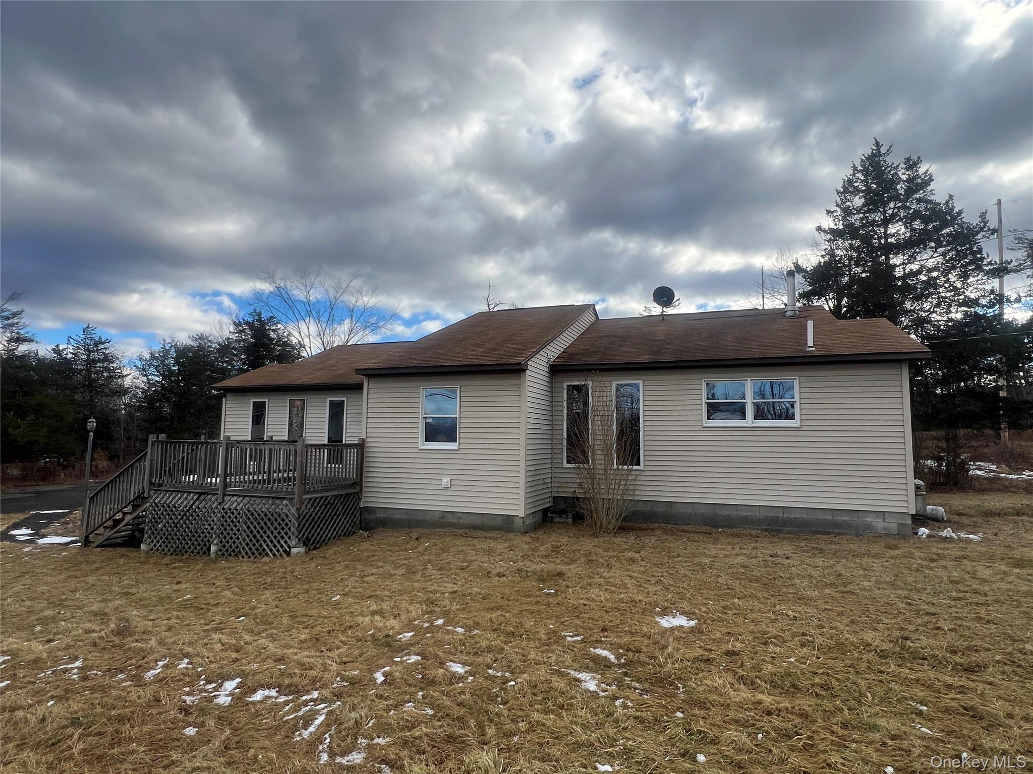 40 Sages Loop, Kerhonkson, NY 12446