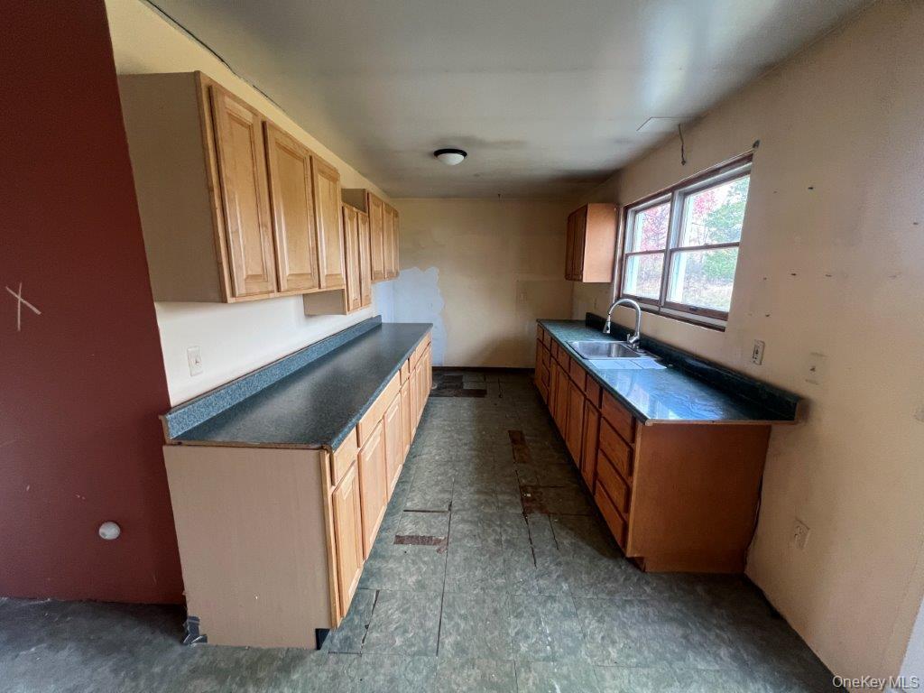 40 Sages Loop, Kerhonkson, NY 12446