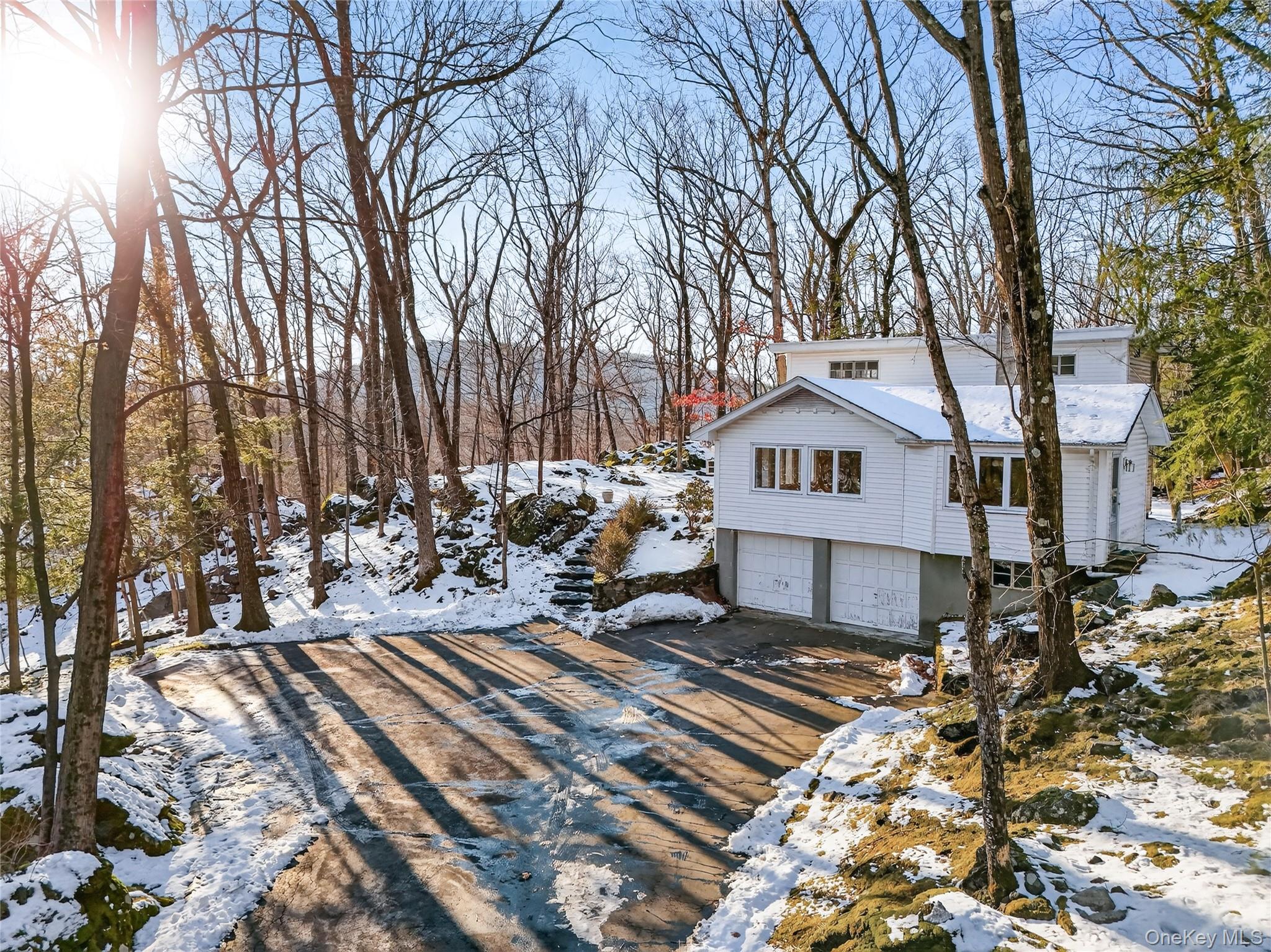 1471 Old Logging Road West, Yorktown Heights, NY 10598