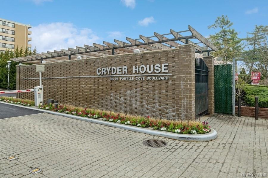 166-25 Powells Cove Boulevard # 18G, Beechhurst, NY 11357