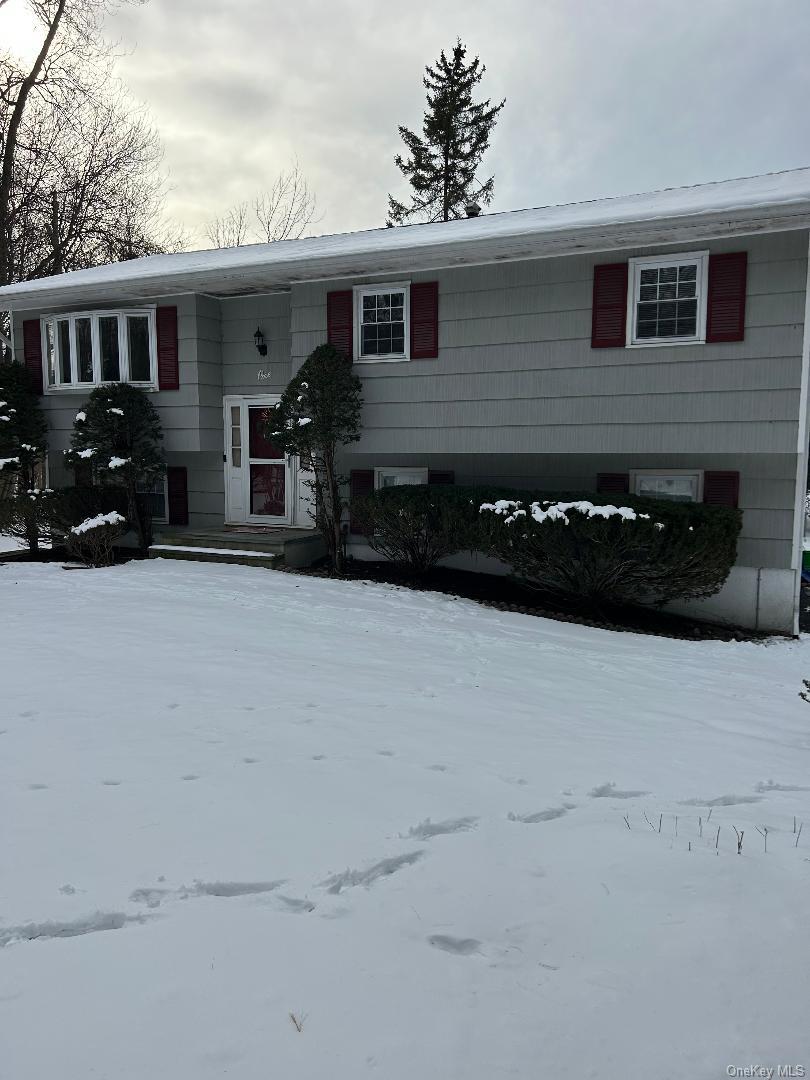 1 Bristol Court, New City, NY 10956