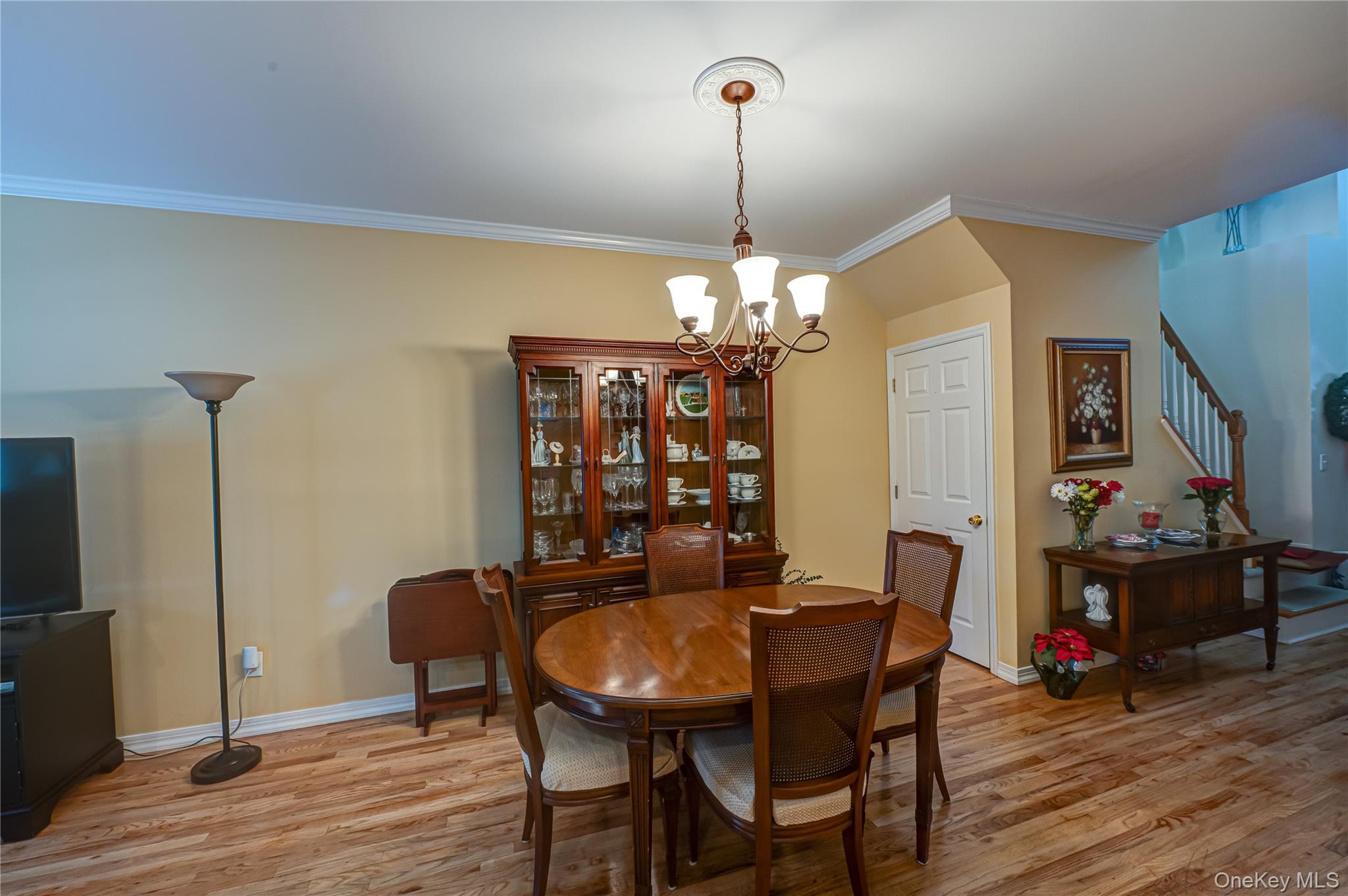 4 Chelsea Drive, Smithtown, NY 11787