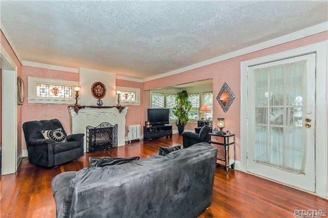 49 Malden Avenue, Lynbrook, NY 11563