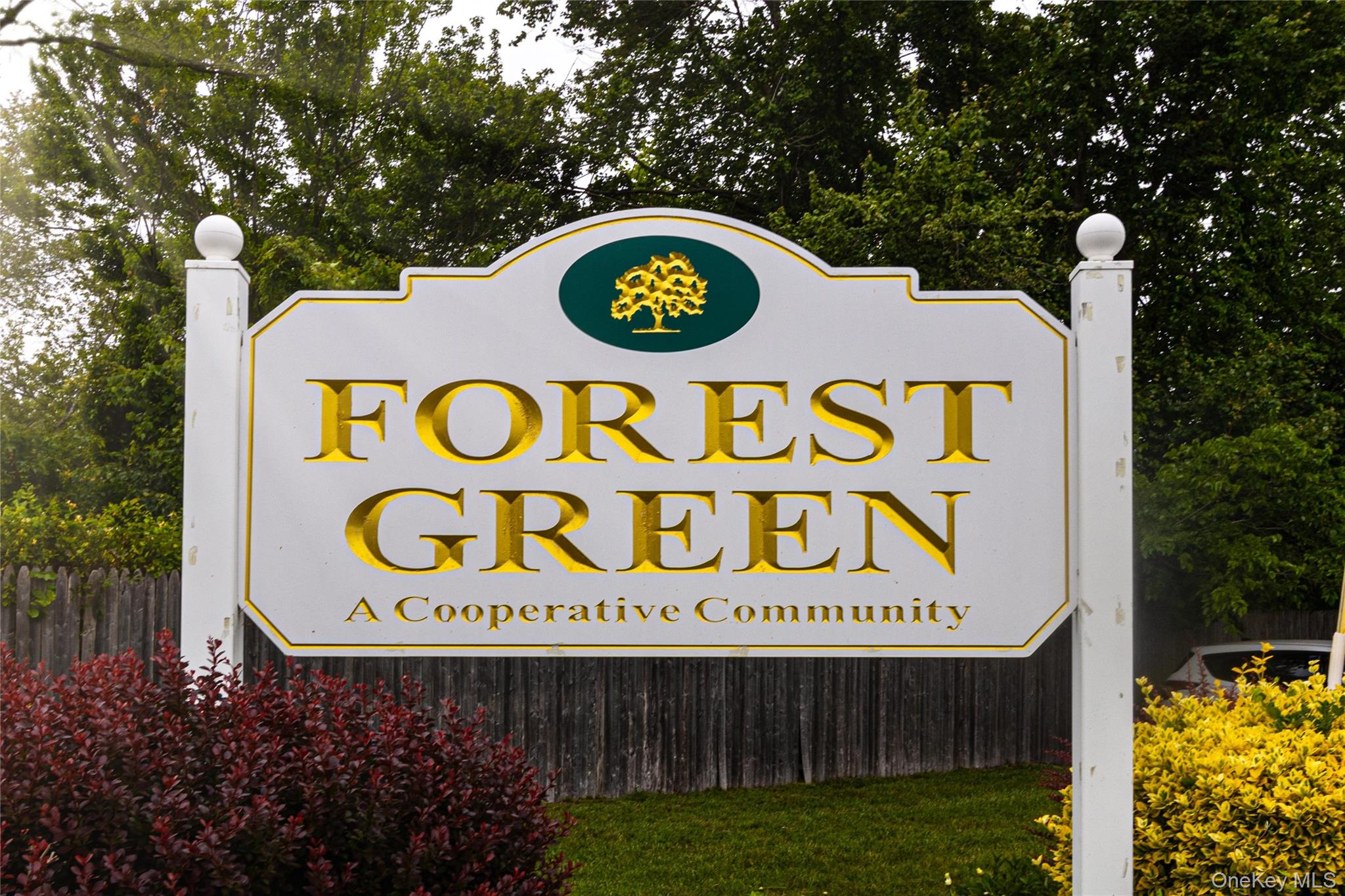 2449 F Union Boulevard # 9B, Islip, NY 11751