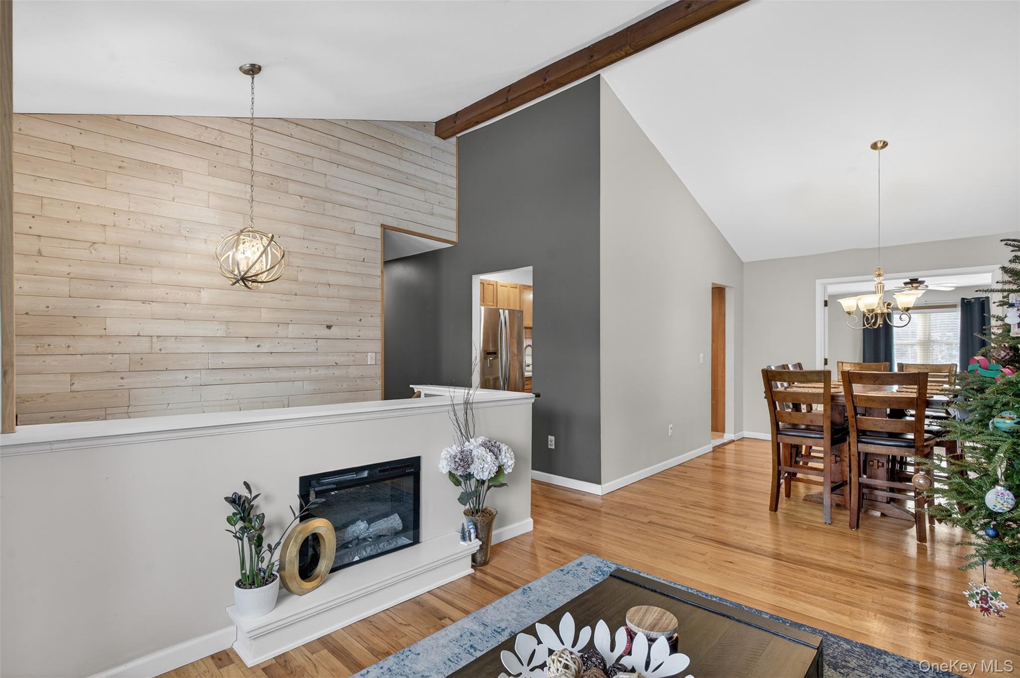 95 Sutton Park Road, Poughkeepsie, NY 12603