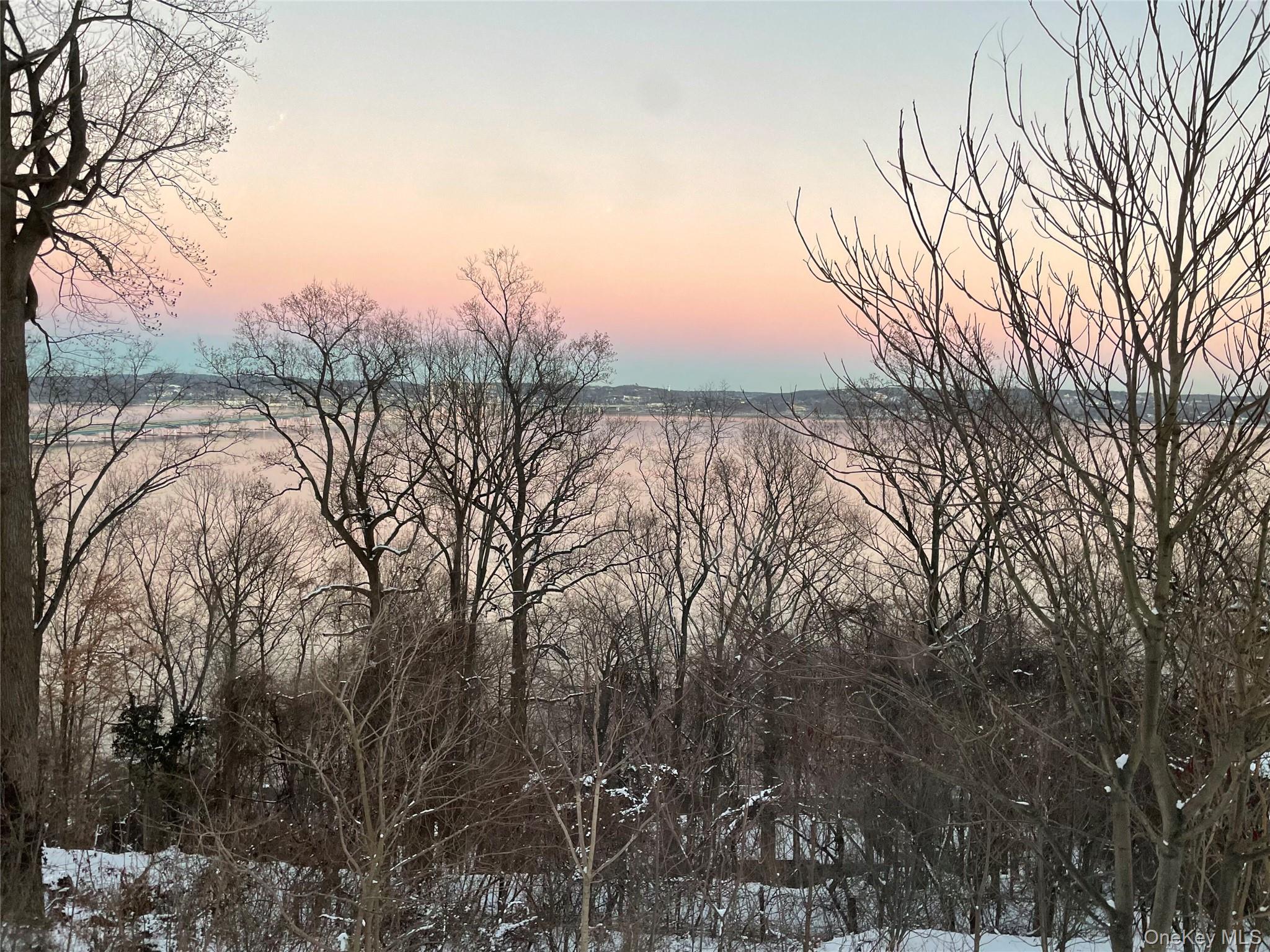 989 Route 9W S, Nyack, NY 10960