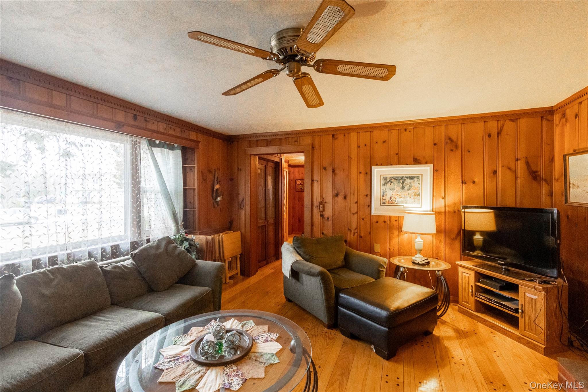 7 Lico Place, Babylon, NY 11702