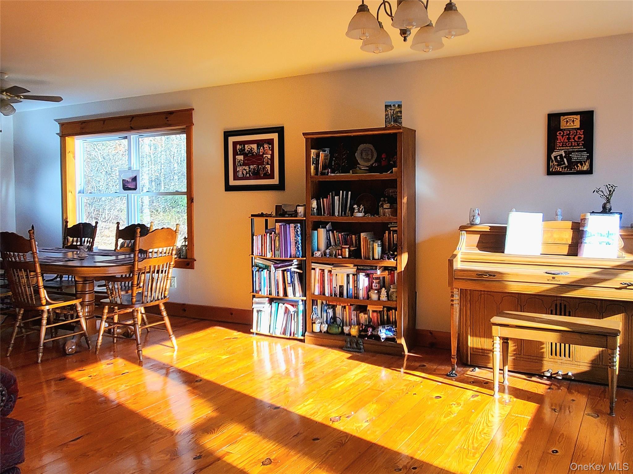 76 Wynkoop Drive, Kerhonkson, NY 12446