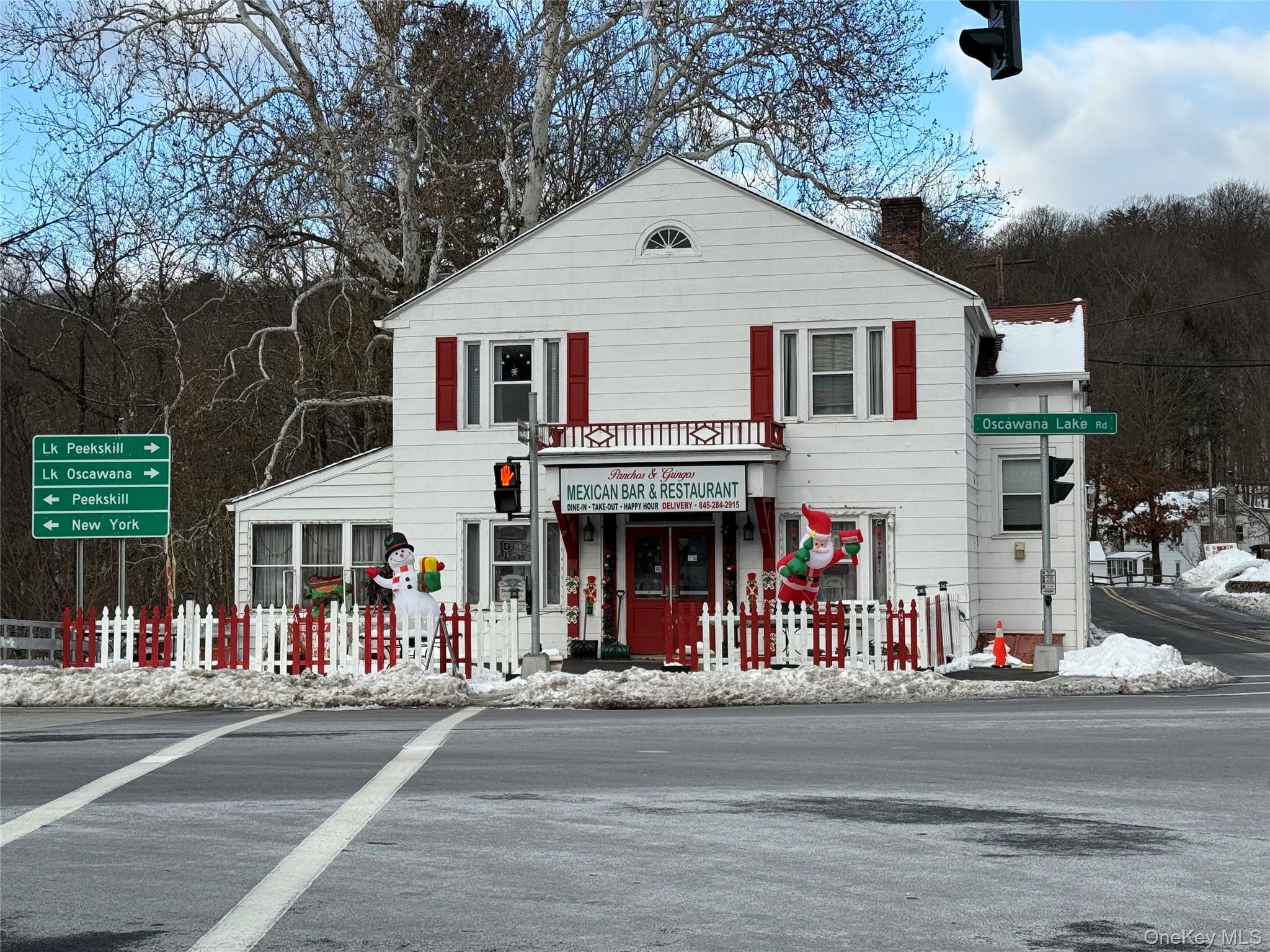 1 Oscawana Lake Road, Putnam Valley, NY 10579