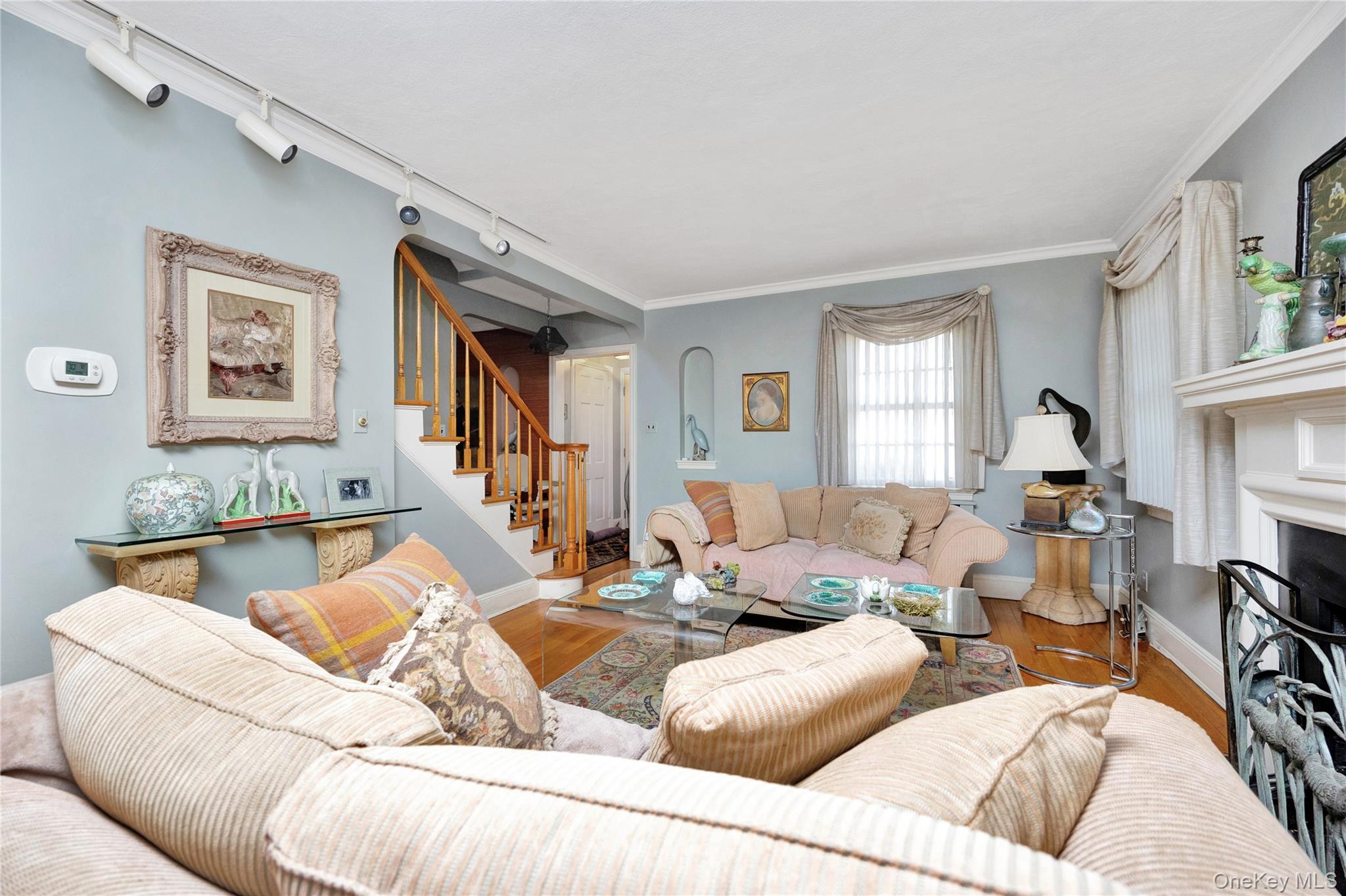 164 Waverly Avenue, East Rockaway, NY 11518