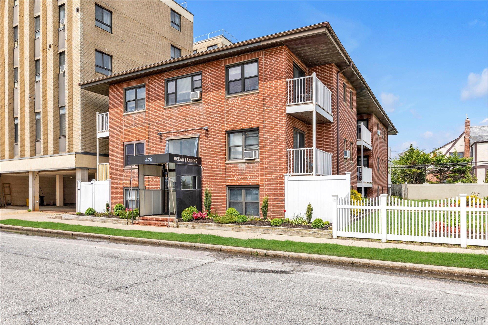 475 W Broadway # 1 A, Long Beach, NY 11561