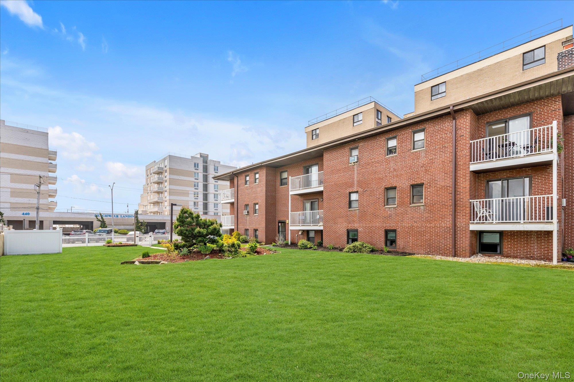 475 W Broadway # 1 A, Long Beach, NY 11561