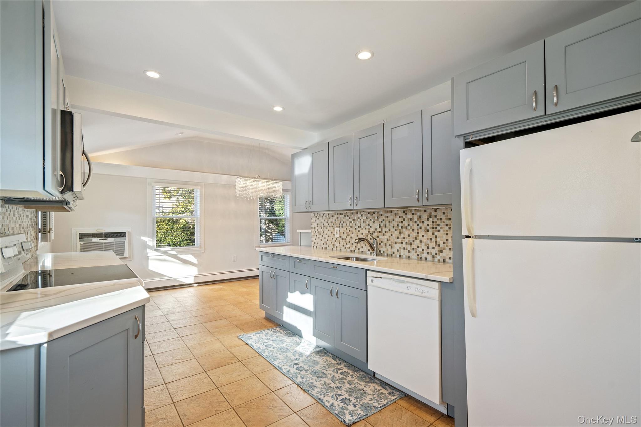 23 Harvard Street, Roslyn Heights, NY 11577