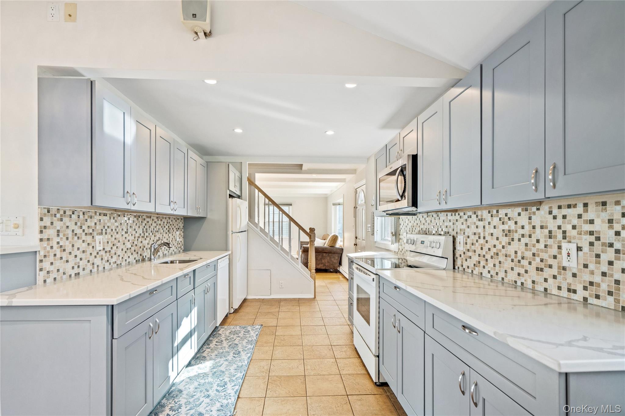 23 Harvard Street, Roslyn Heights, NY 11577